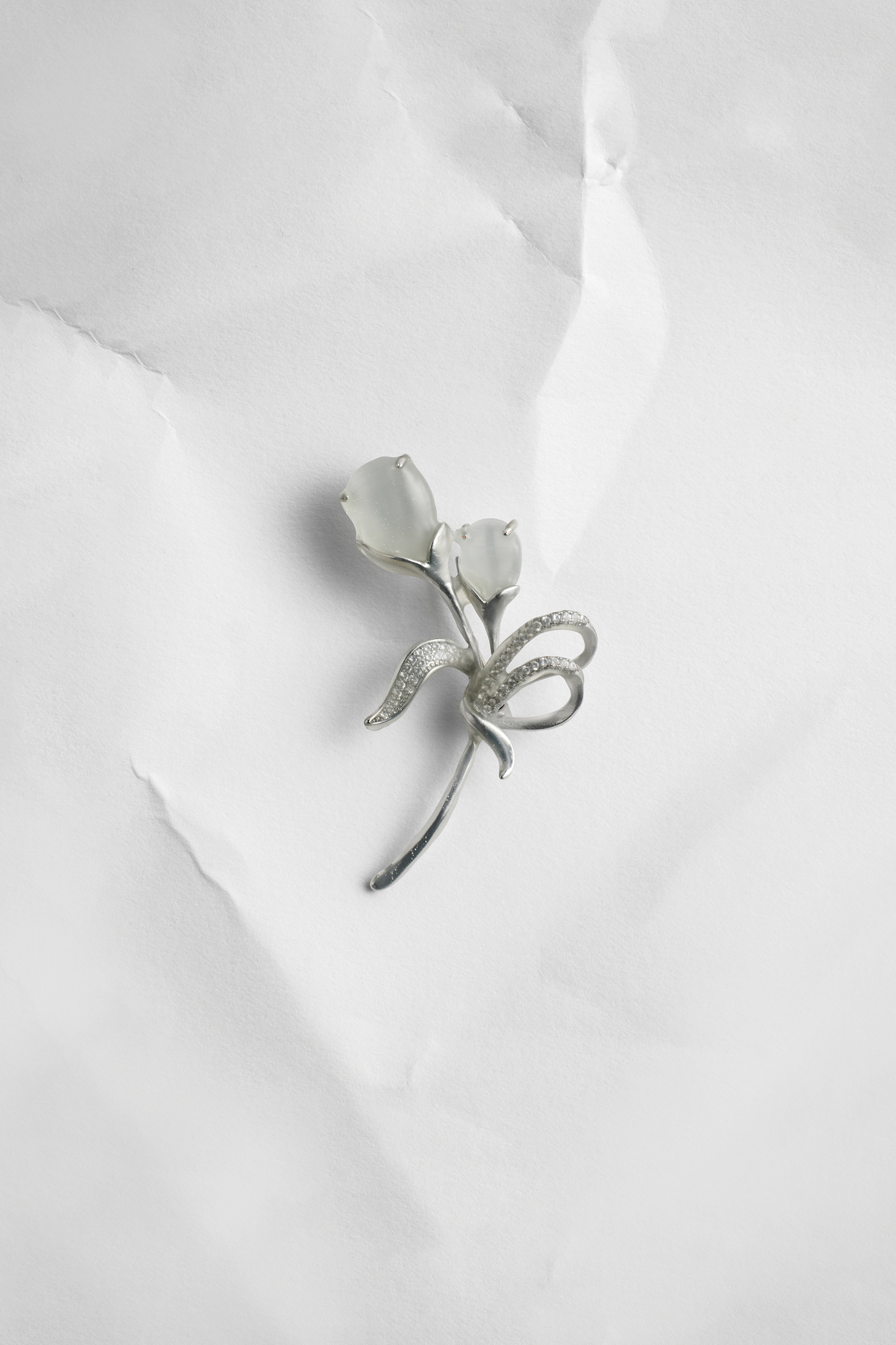 Antiqued Wax Floral Brooch