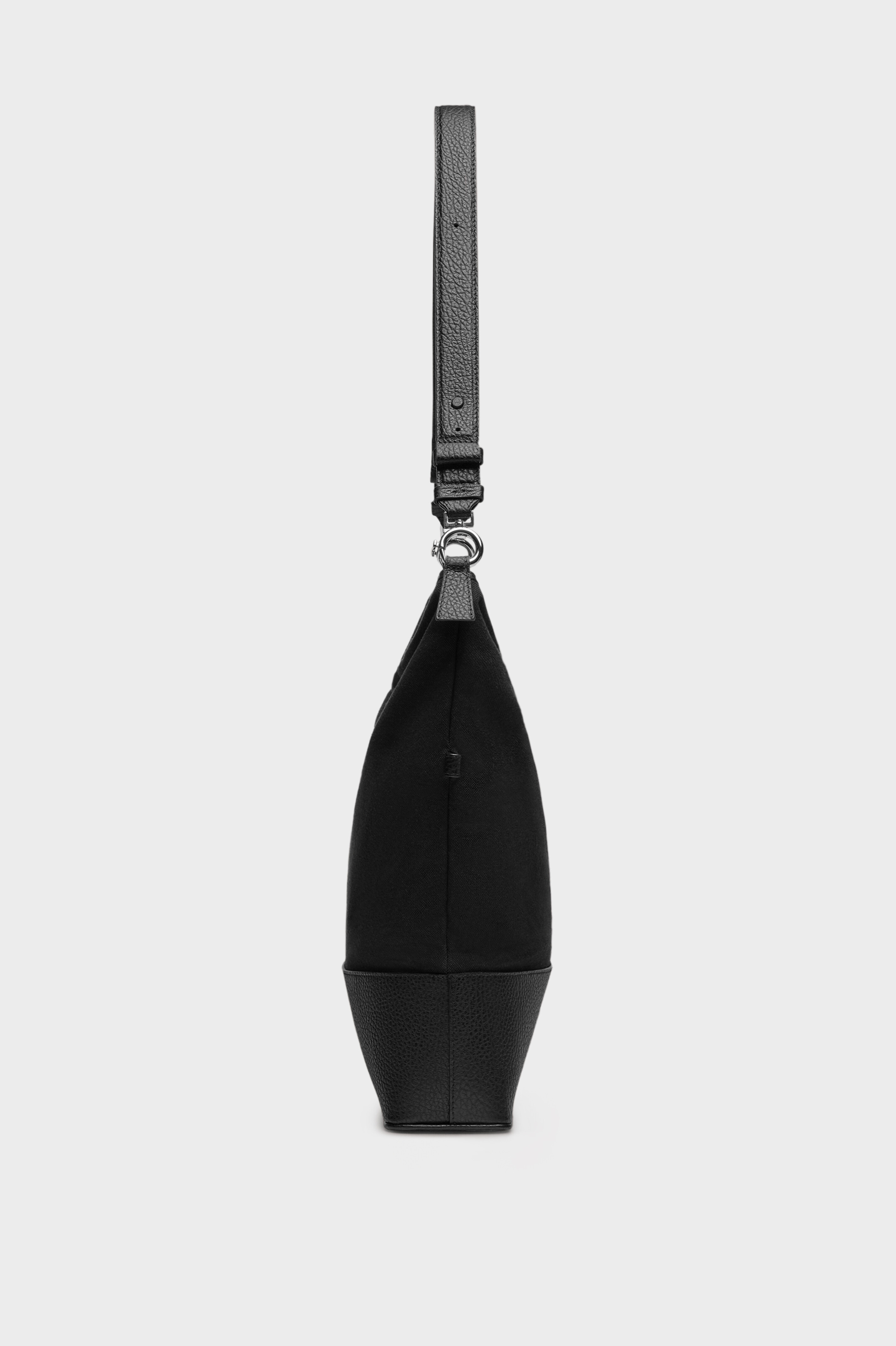 Black Leather Medium 5AC Hobo Bag | Maison Margiela