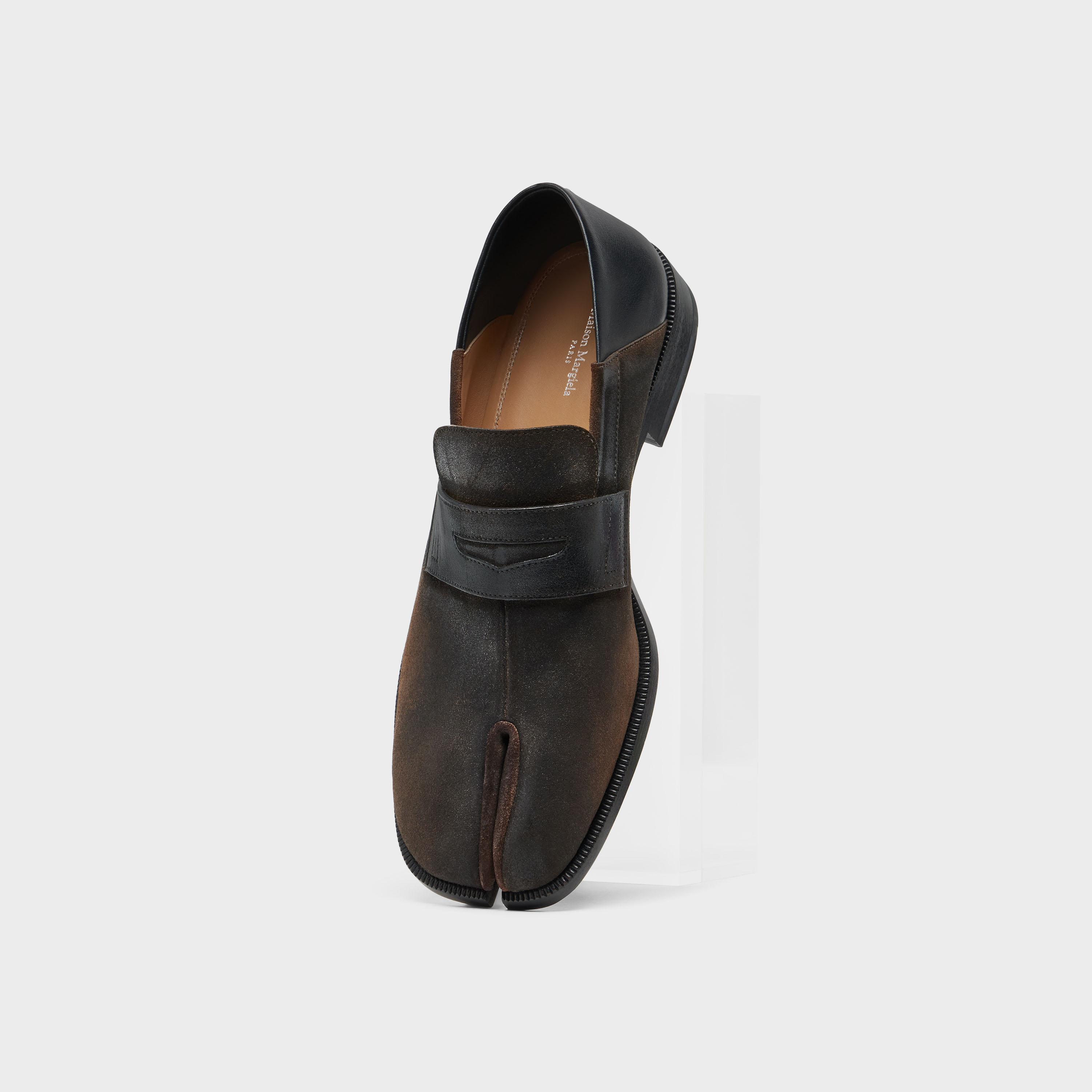 TABI CITY LOAFERS BABOUCHE