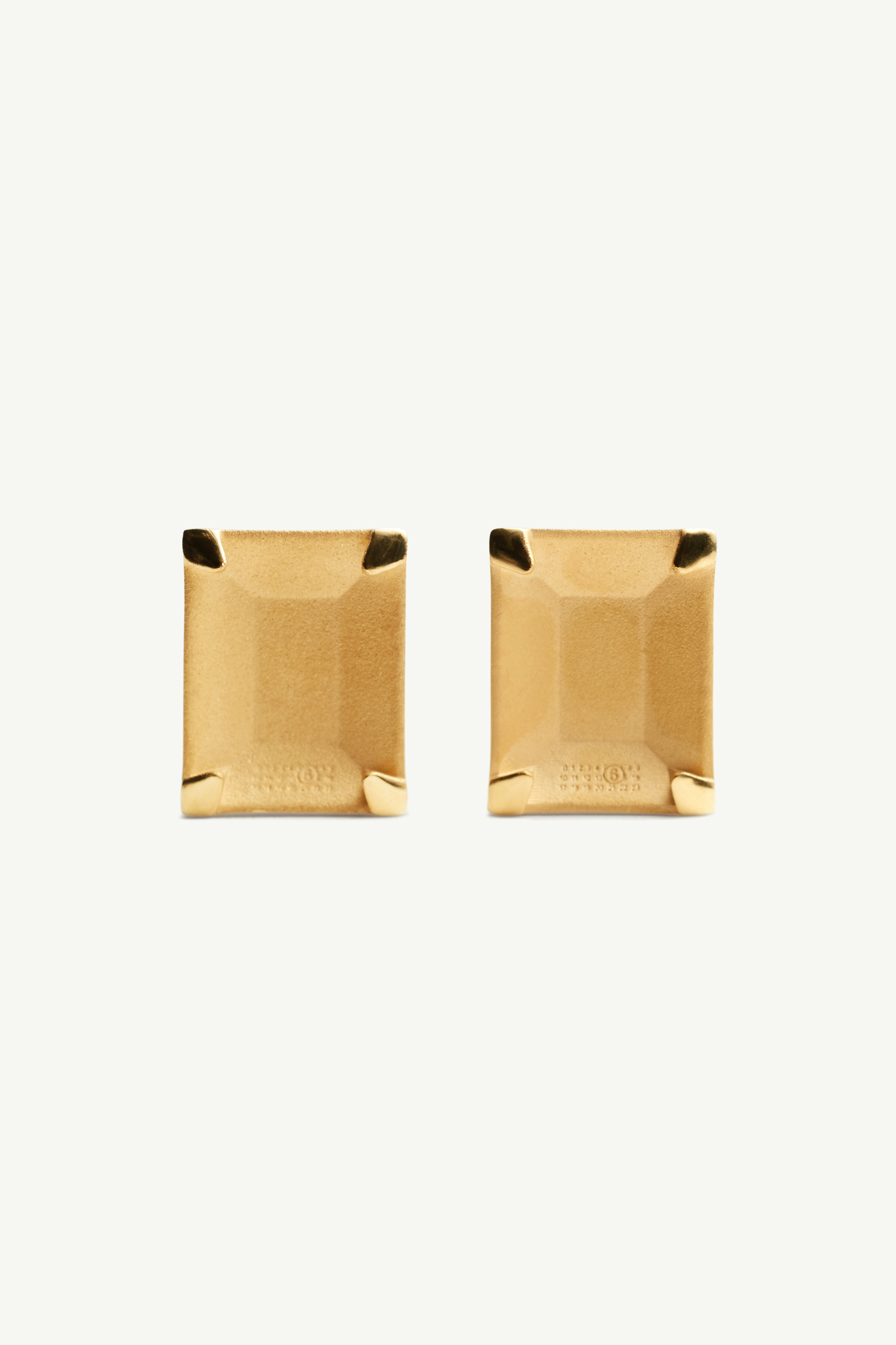 Unexisting Stone Earring