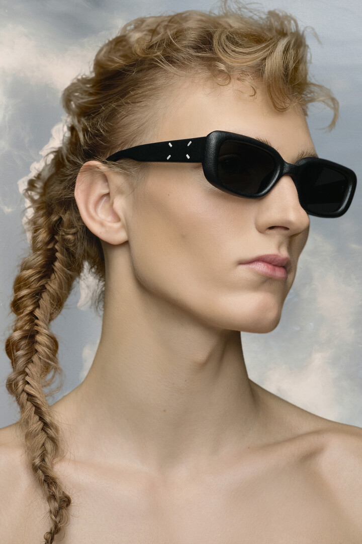 GentleMonster MaisonMargiela サングラス　MM106 Black Leather Glasses MM x Gentle Monster | Maison Margiela