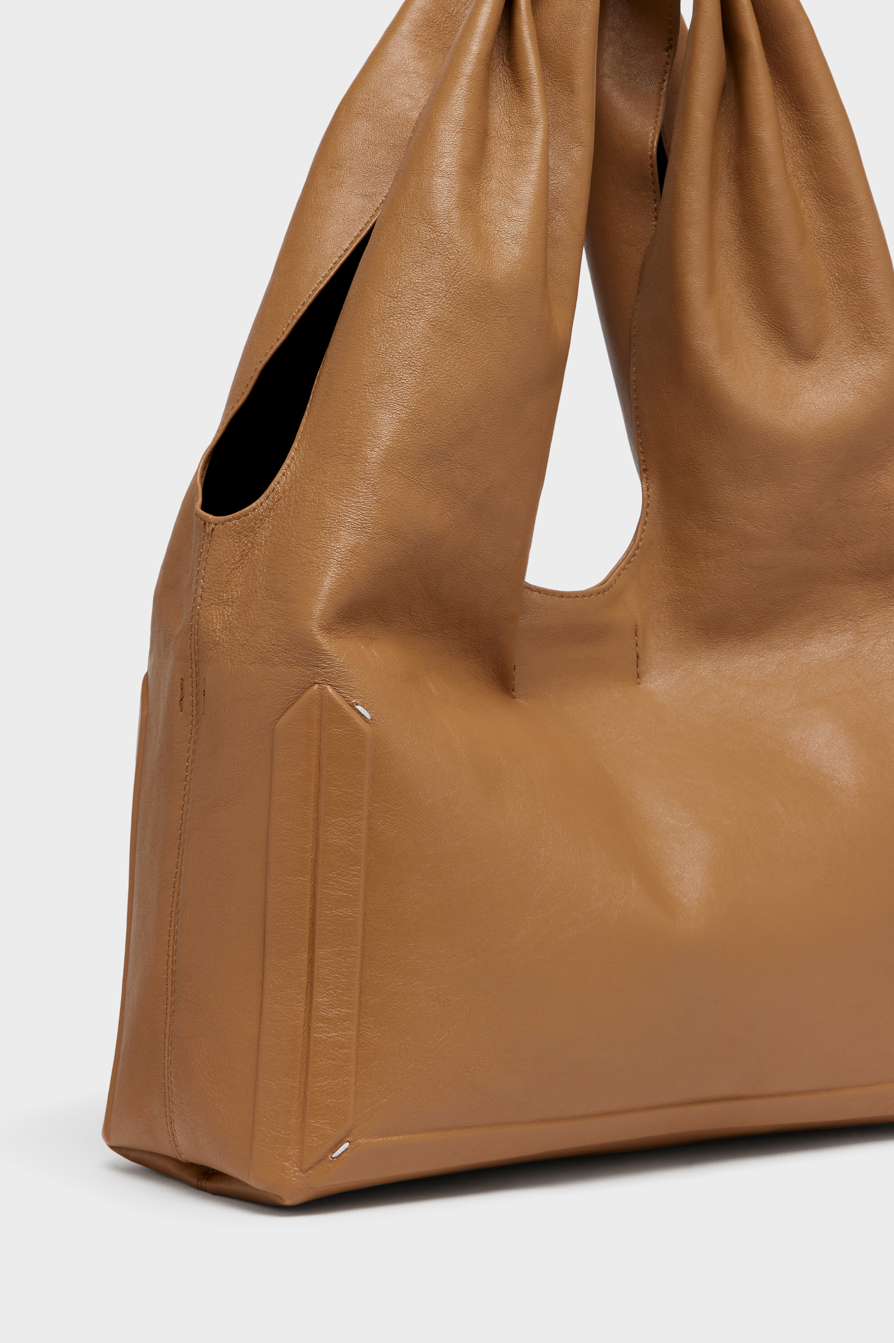 Camel Box Bag Medium | Maison Margiela Official