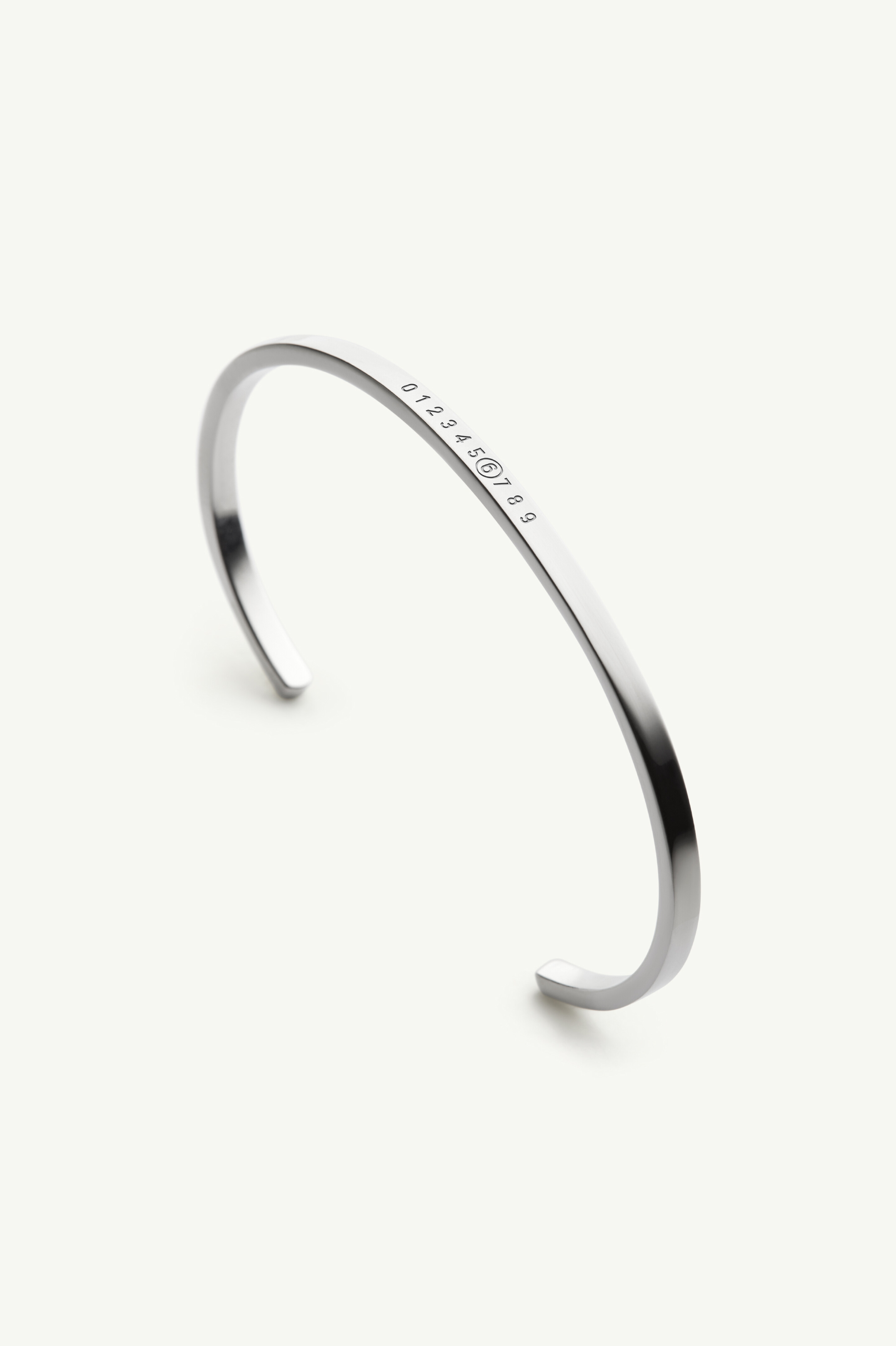 Numeric ミニマルシグネチャー カフブレスレット Women's Brass Numeric Minimal Cuff Bracelet | MM6