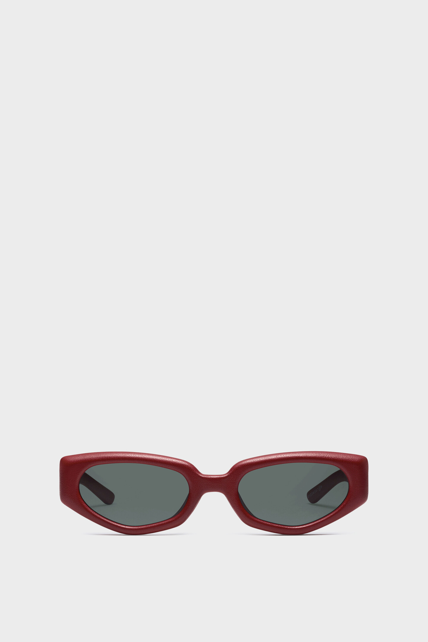 Minimalist Red Sunglasses x Gentle Monster​ | Maison Margiela