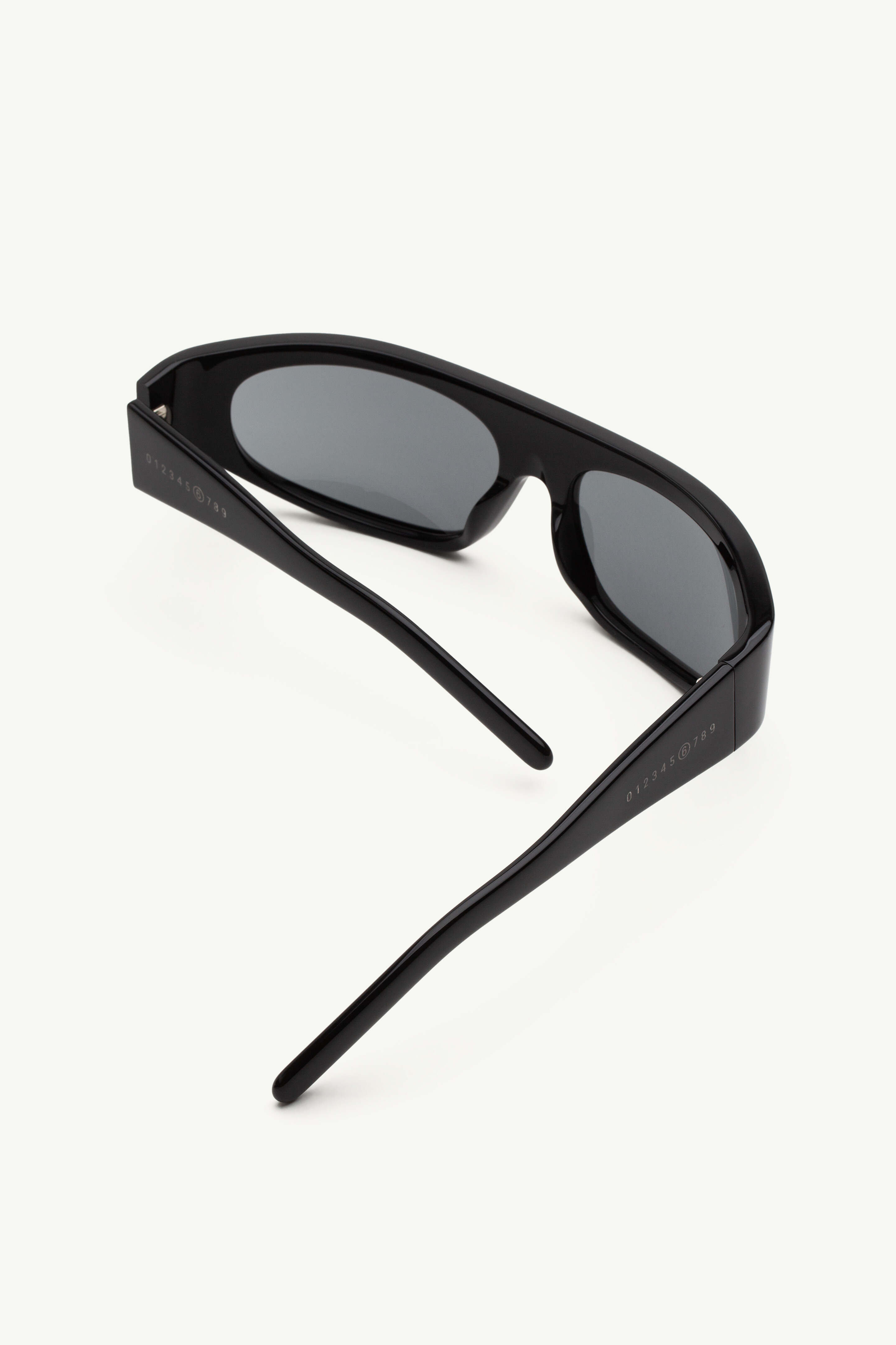 Wraparound sunglasses 3