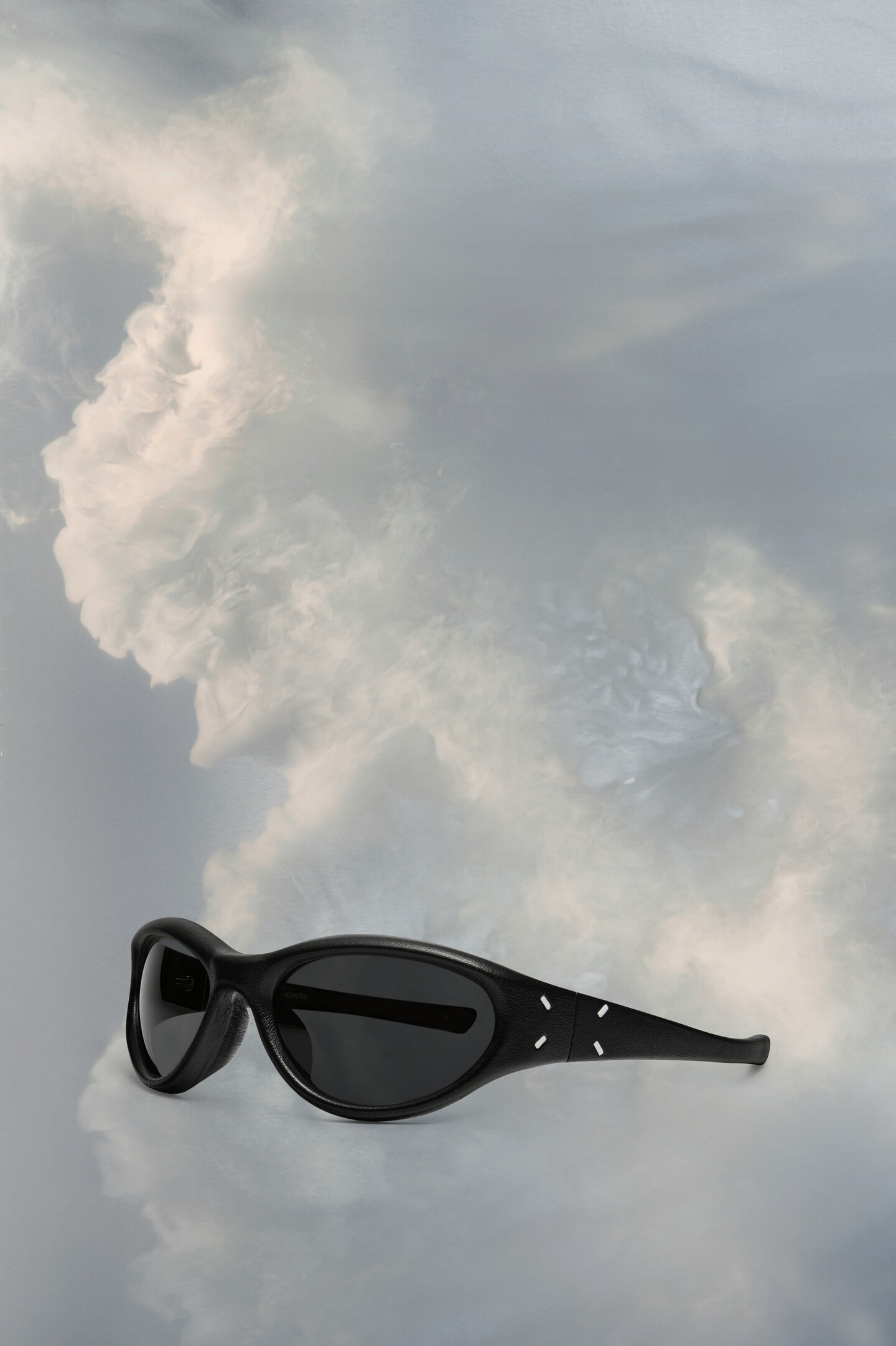 Glasses MM X Gentle Monster MM105 LEATHER | Maison Margiela