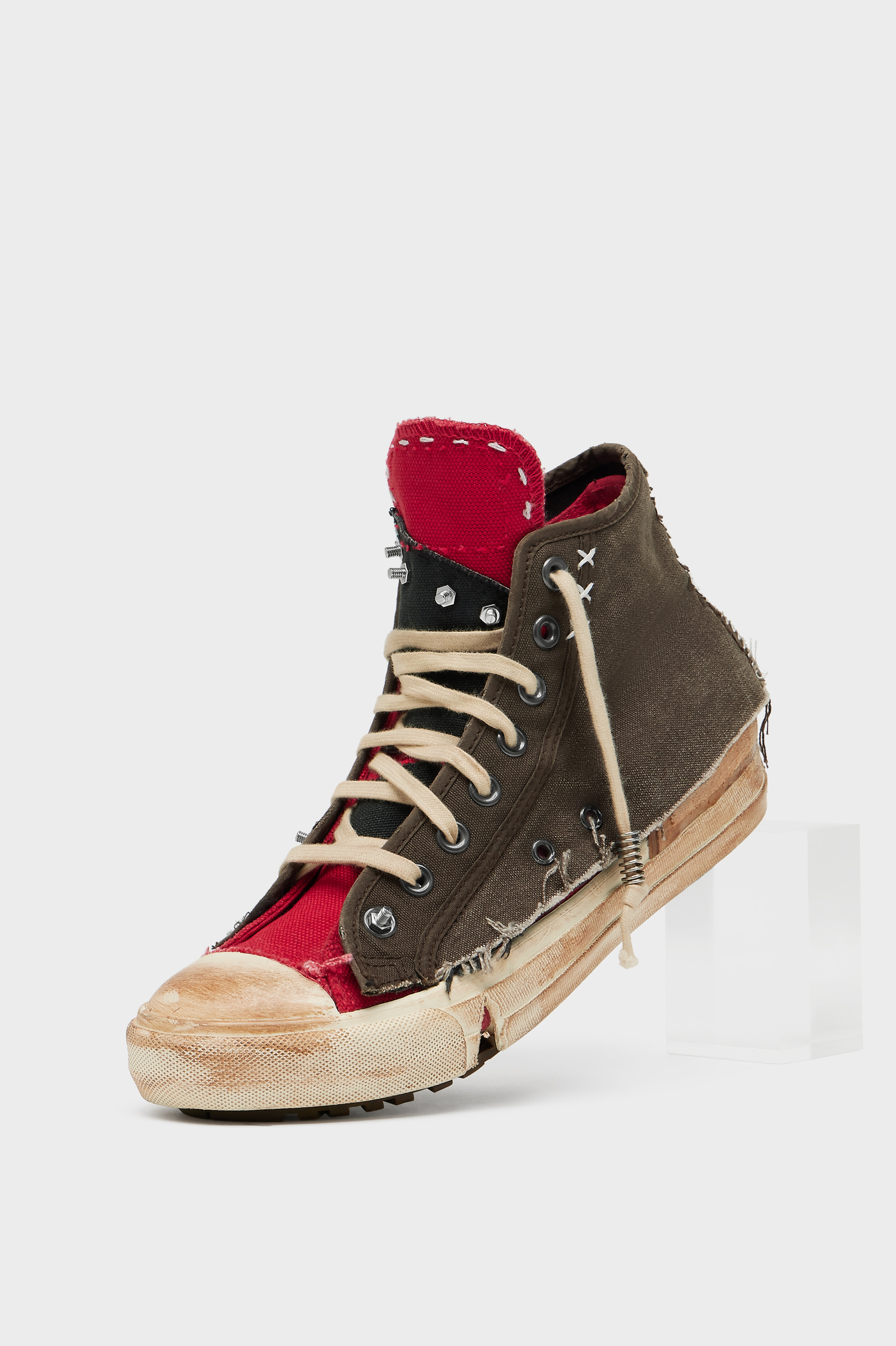 LOVE TO DEATH SNEAKERS