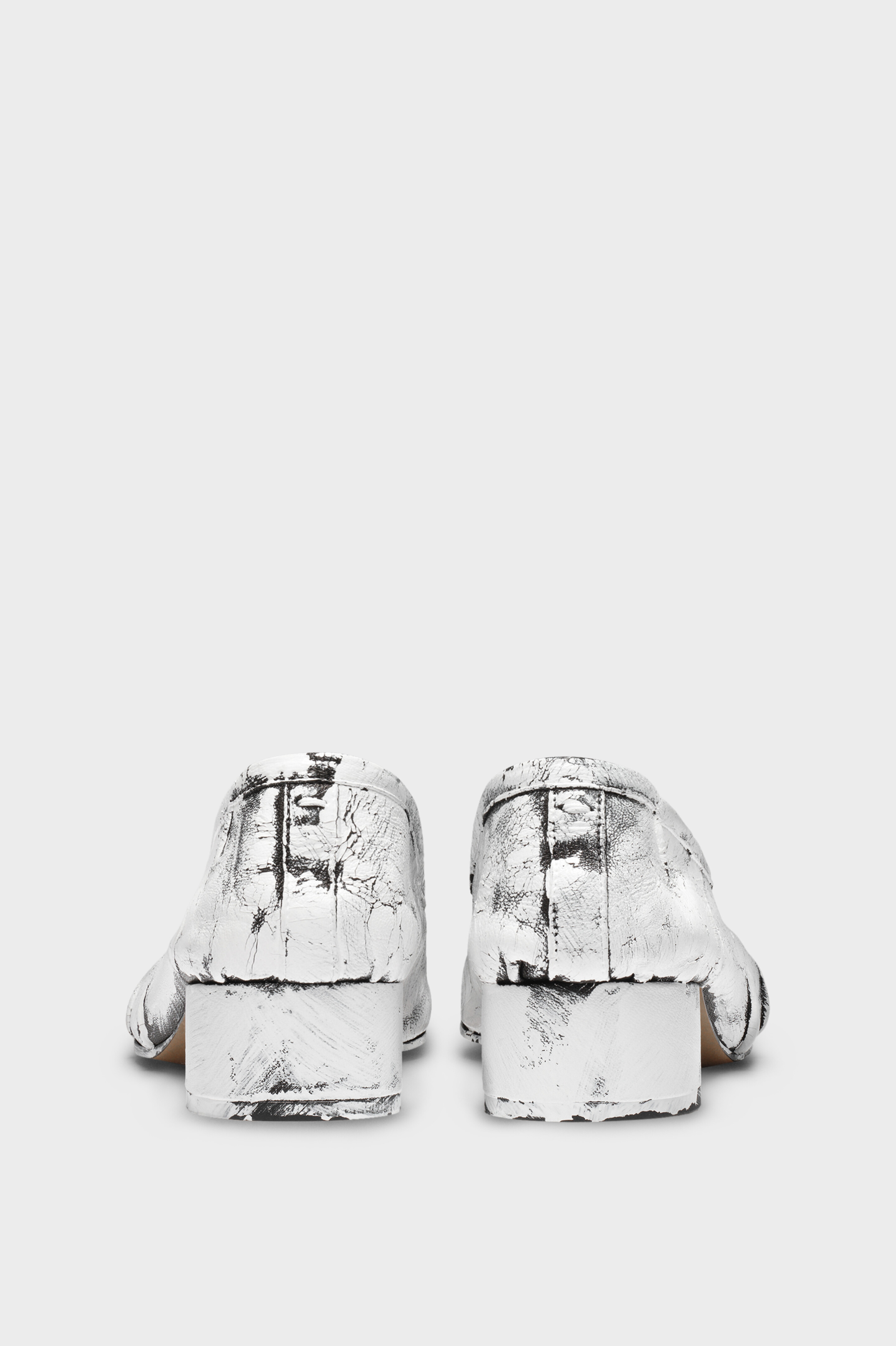 White Hand-painted Heeled Tabi Ballerina | Maison Margiela