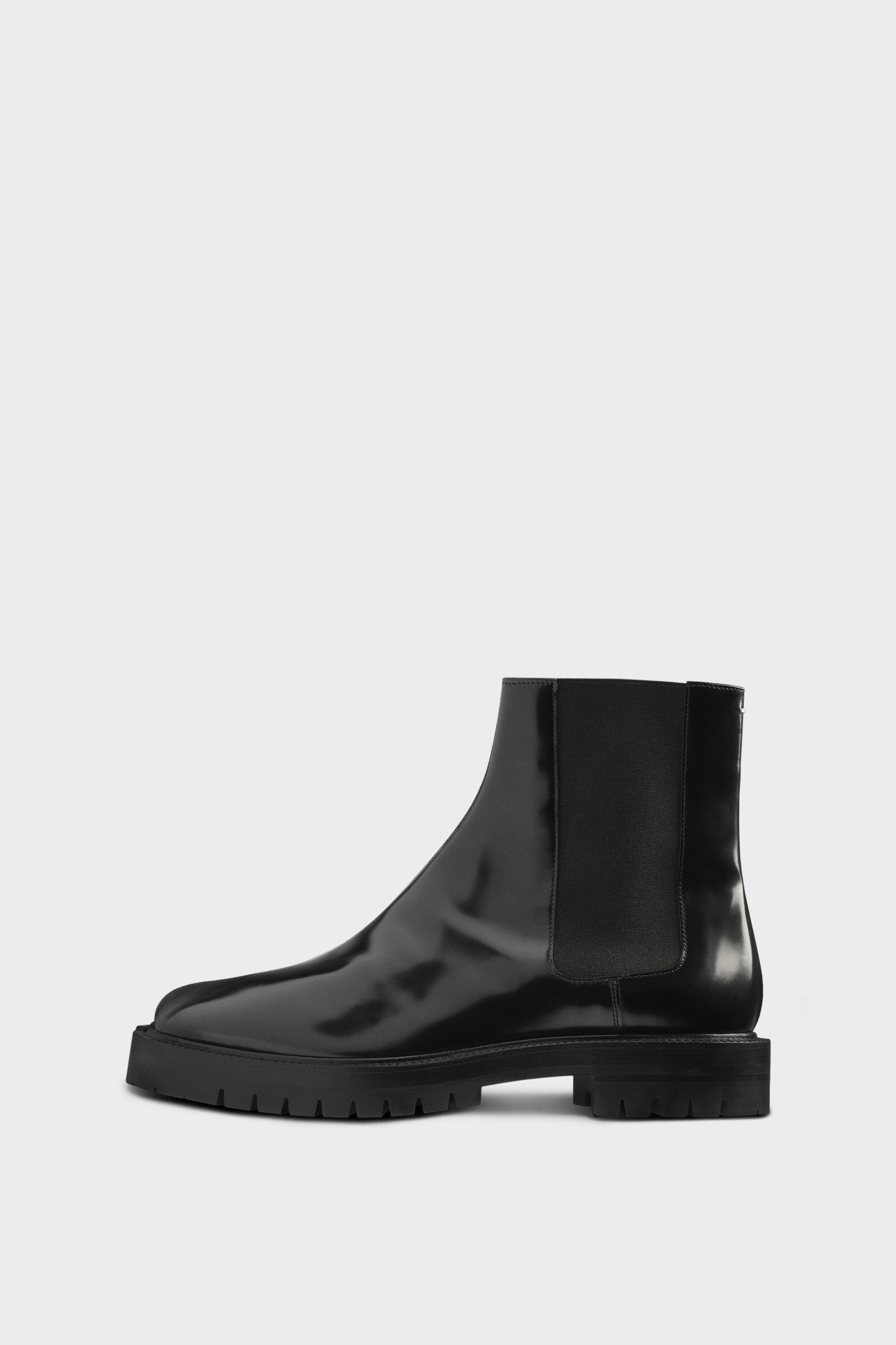 Women's Black Leather Tabi Chelsea Boot | Maison Margiela