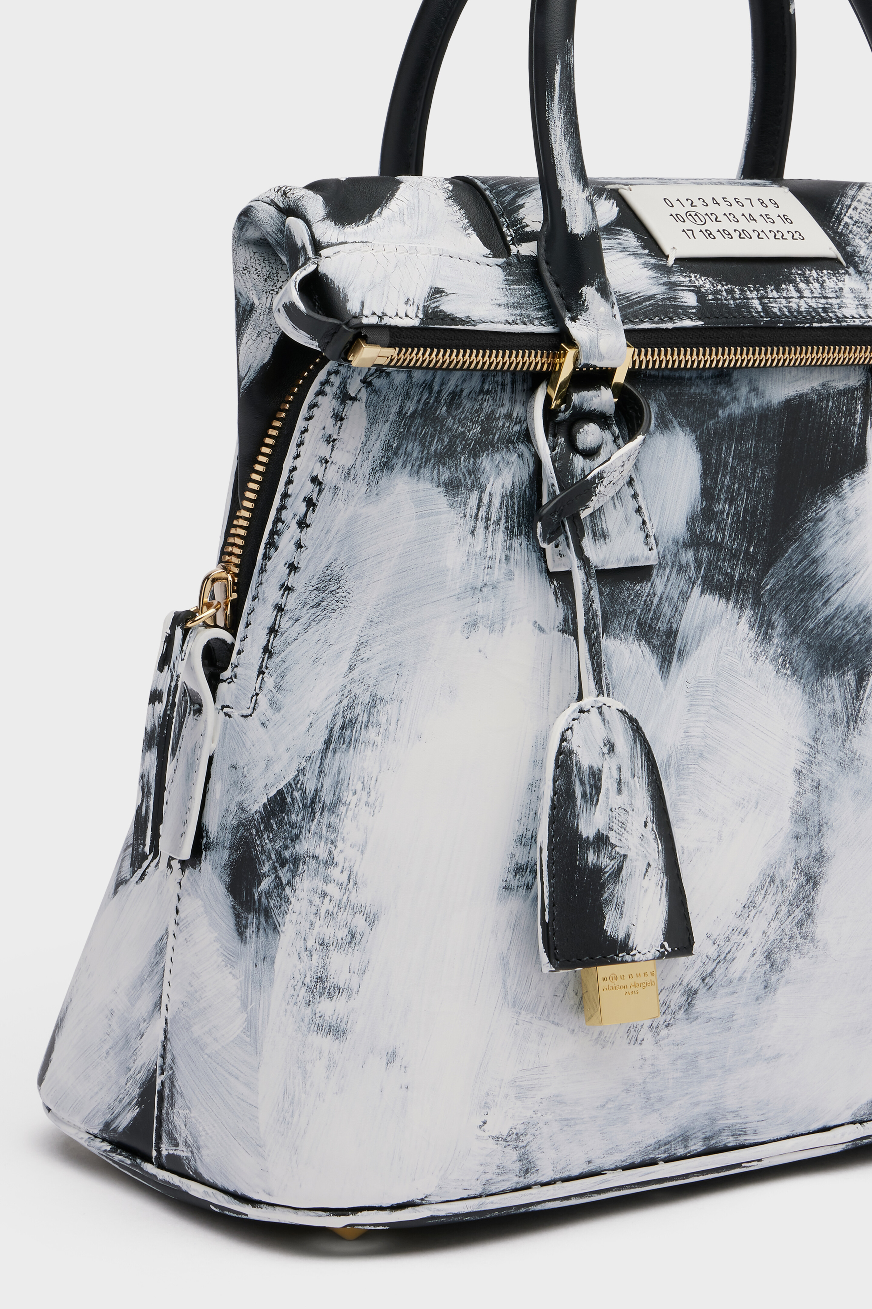 5AC Classique Bianchetto Medium Bag | Maison Margiela