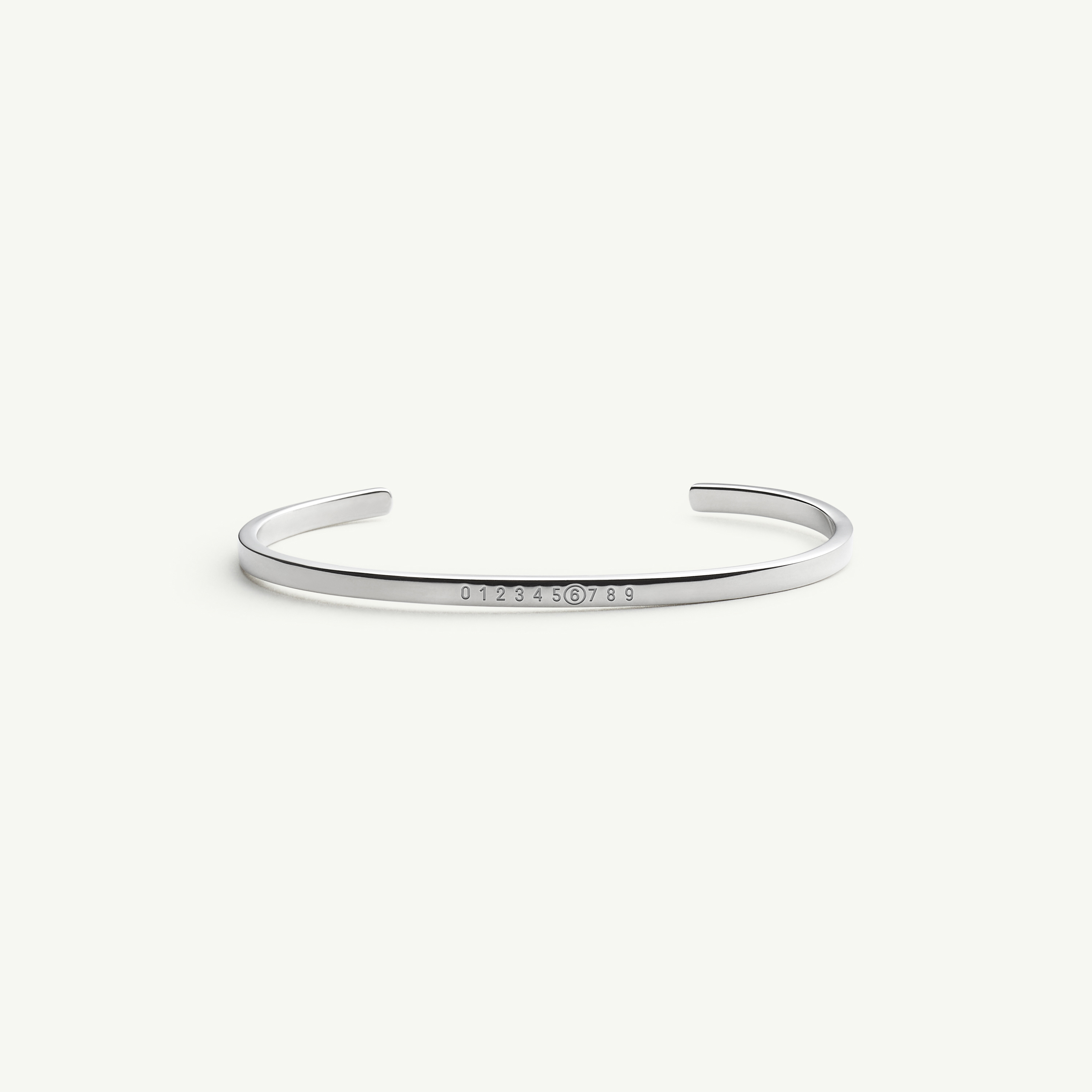 MM6 Maison Margiela Numeric ミニマルカフブレスレット Gray Numeric Minimal Signature Cuff Bracelet | MM6 Official