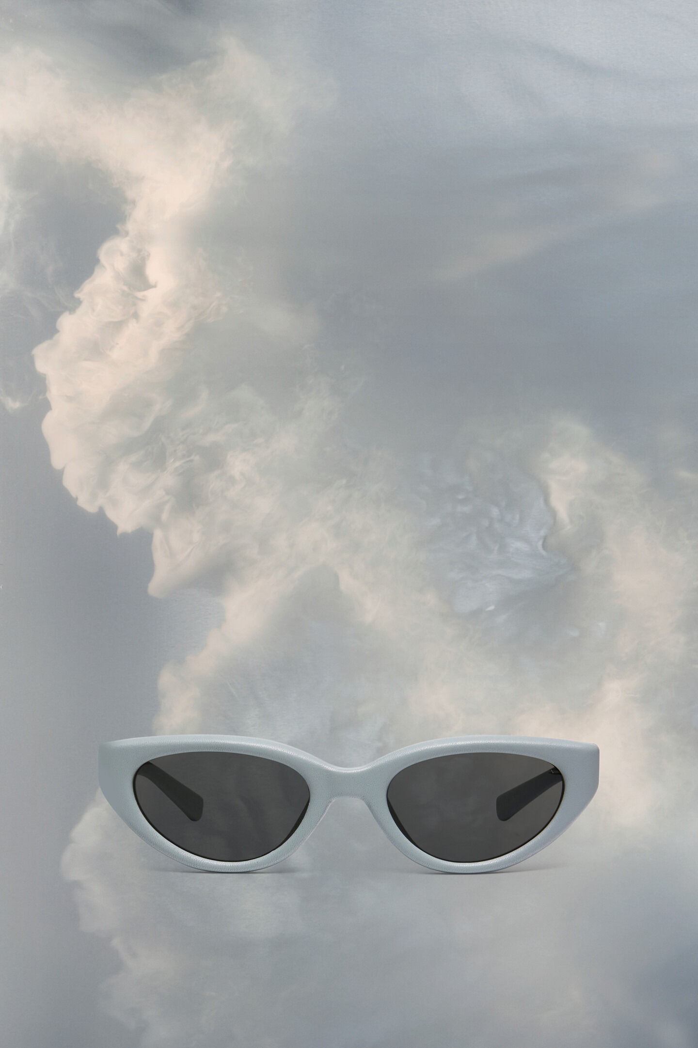 Sunglasses MM X Gentle Monster MM108 LEATHER | Maison Margiela