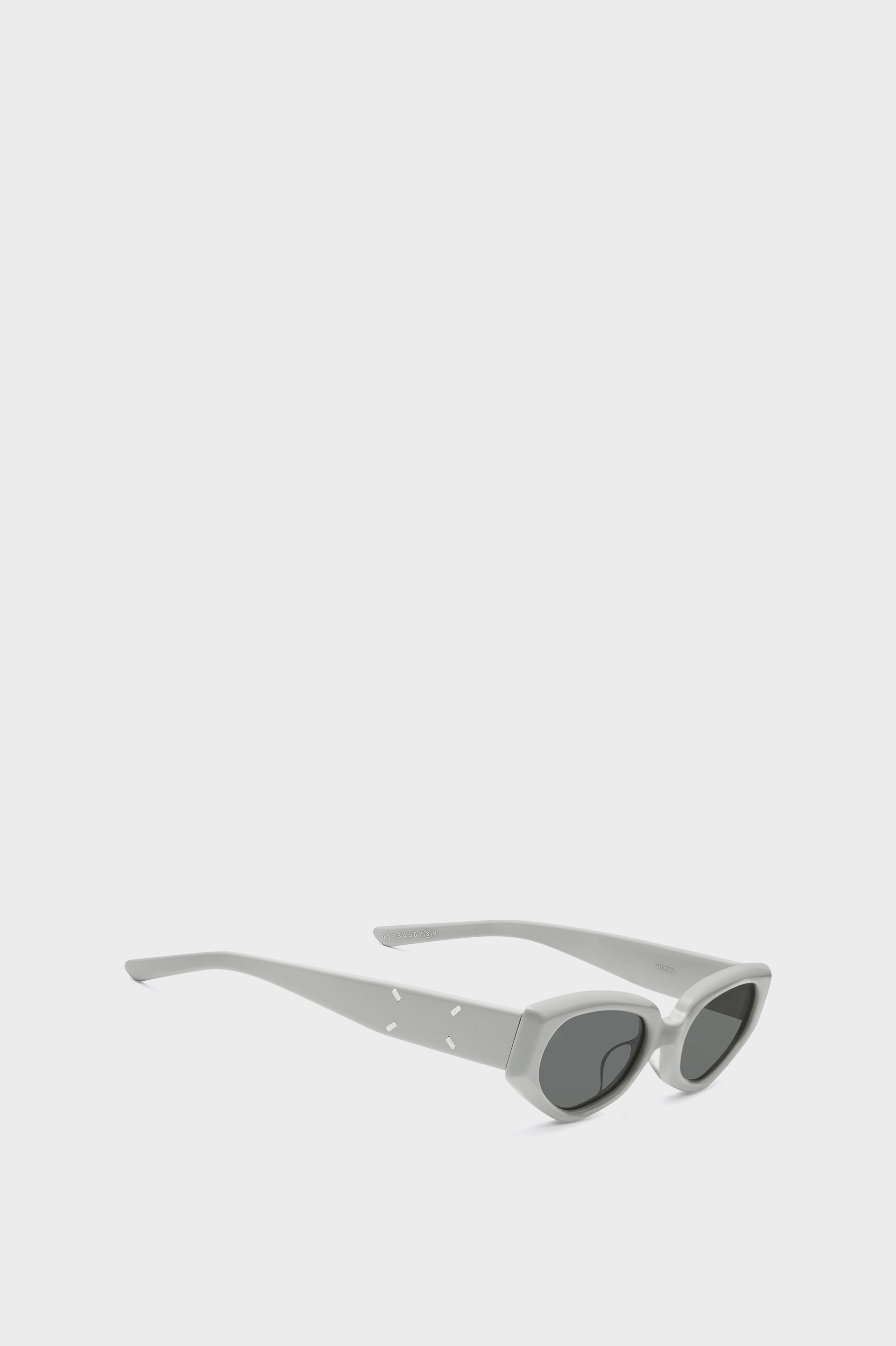 Maison Margiela × GENTLE MONSTER MM205 Minimalist Gray Sunglasses x Gentle Monster​ | Maison Margiela