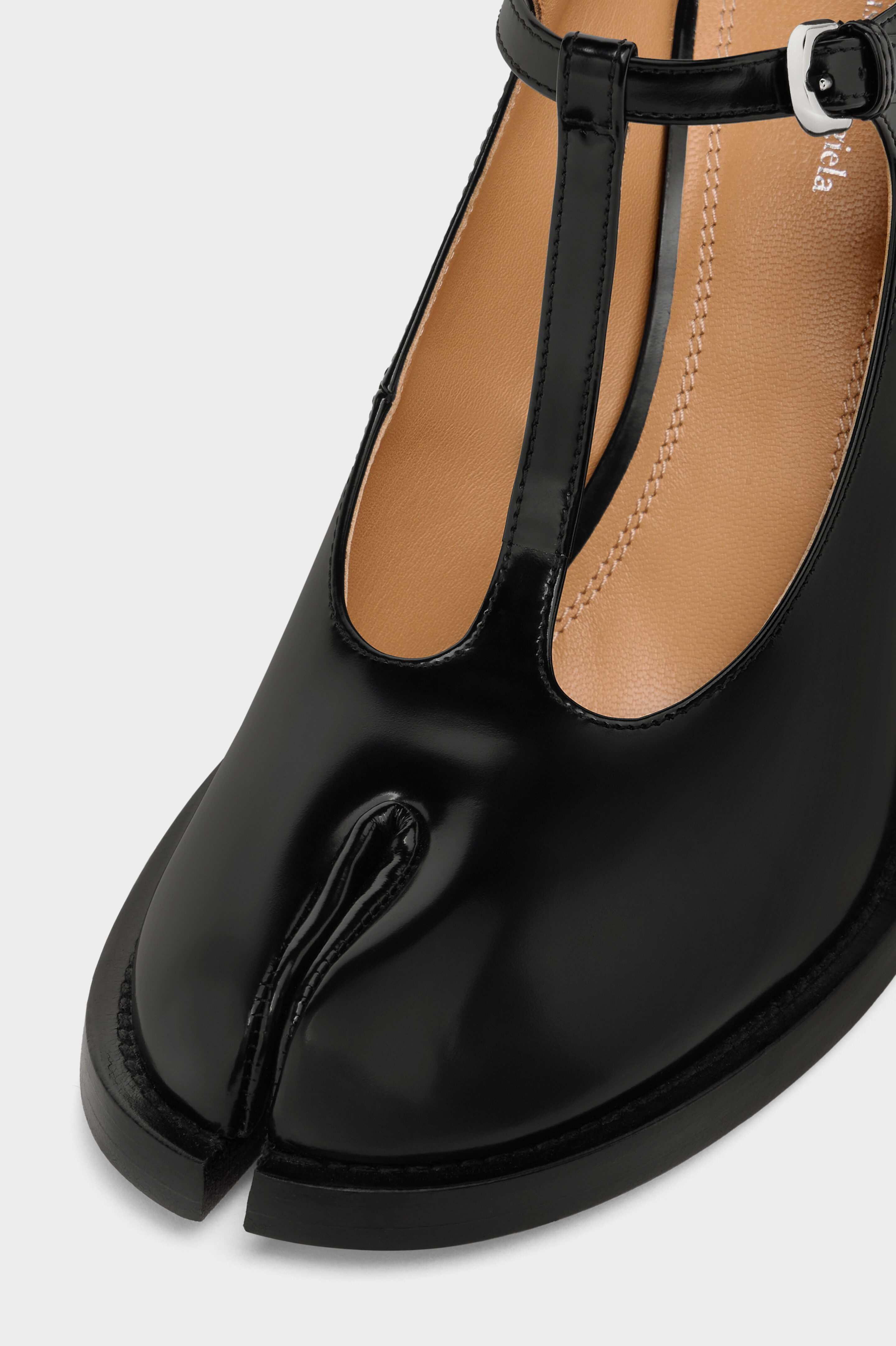 Tabi Bourgeoise Pumps