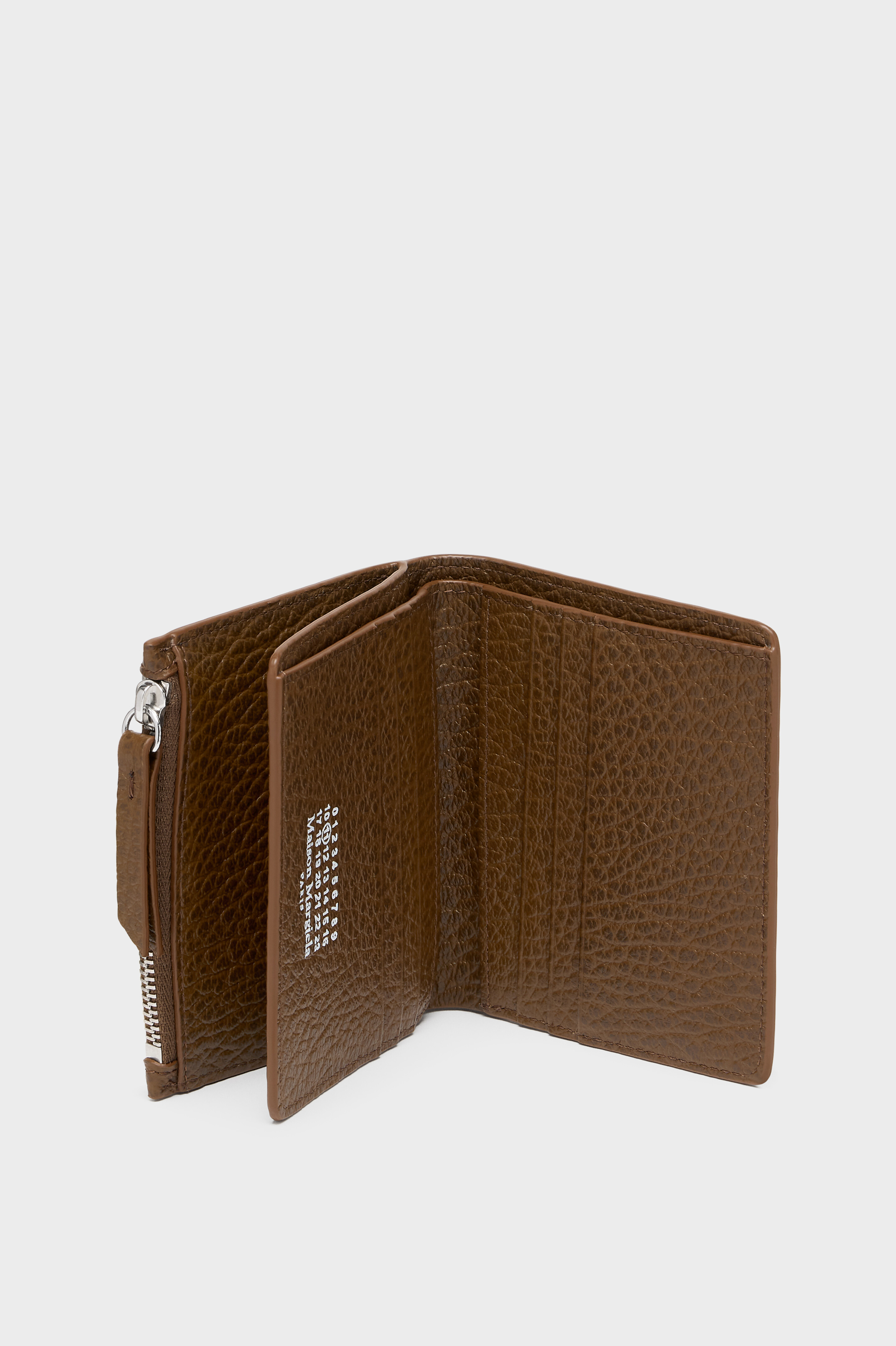 4ステッチ フリップフラップ ウォレット ブラウン | Maison Margiela公式