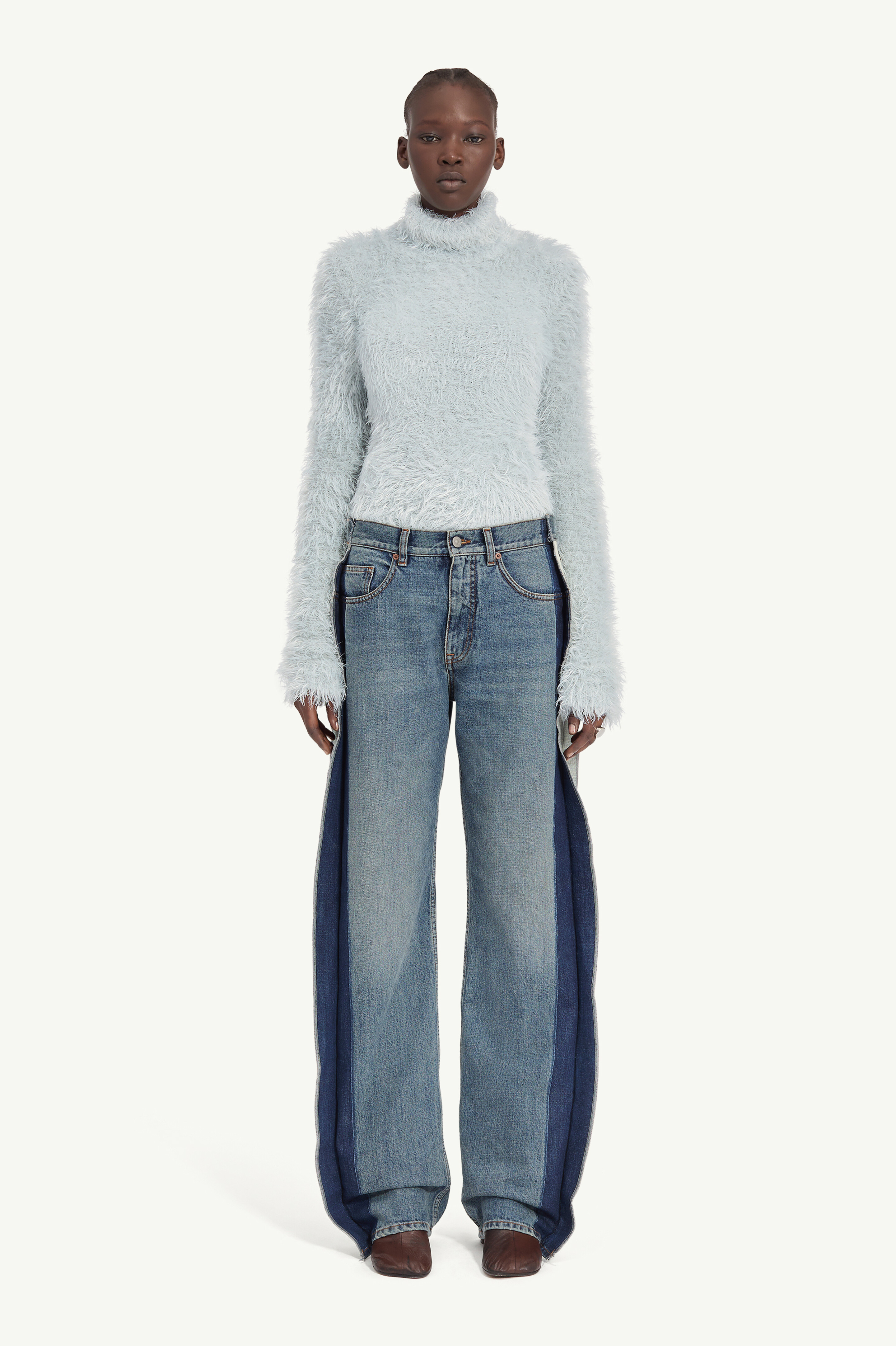 Straight-leg jeans