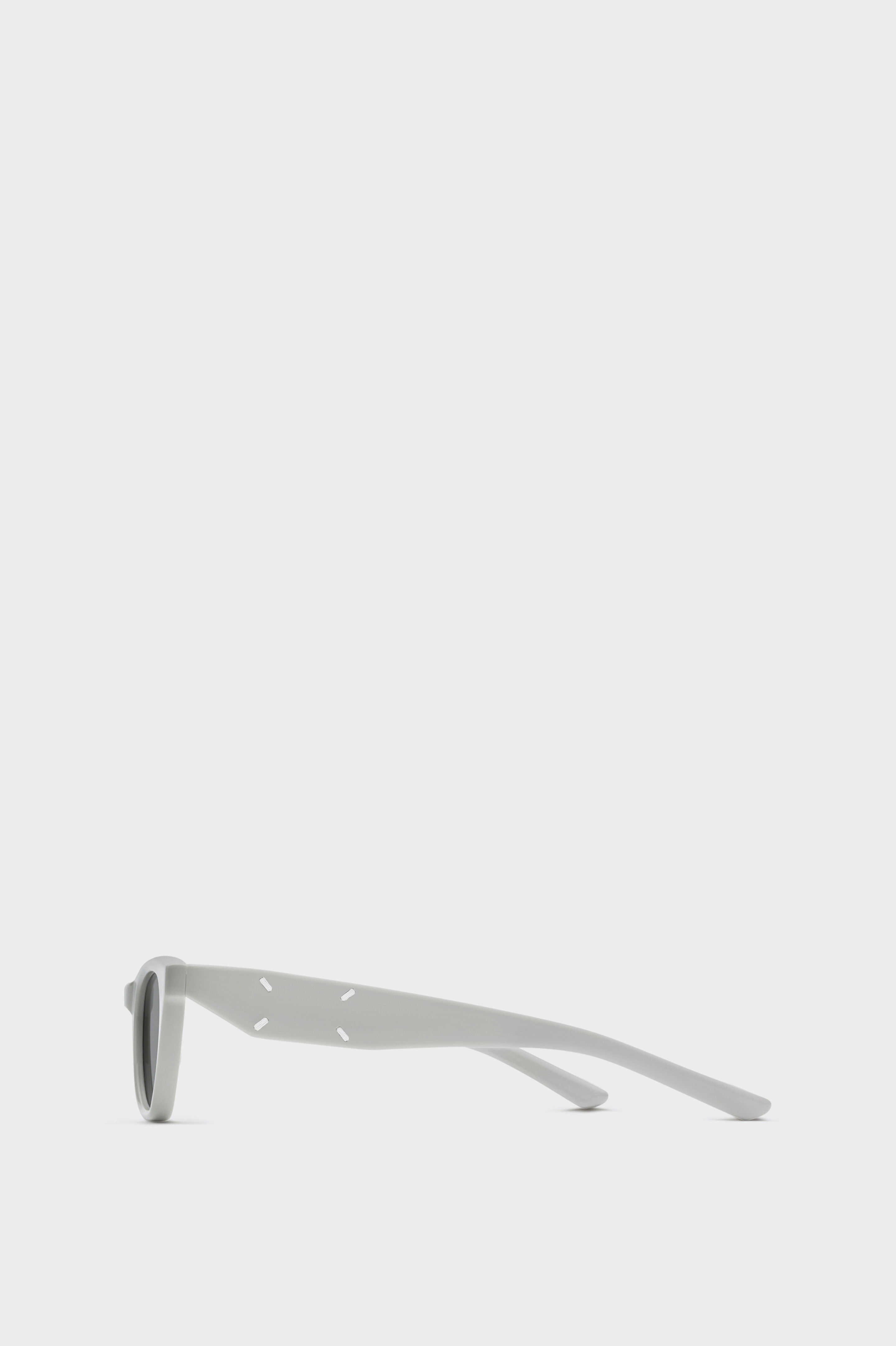 Gray Cat-Eye Sunglasses x Gentle Monster​ | Maison Margiela