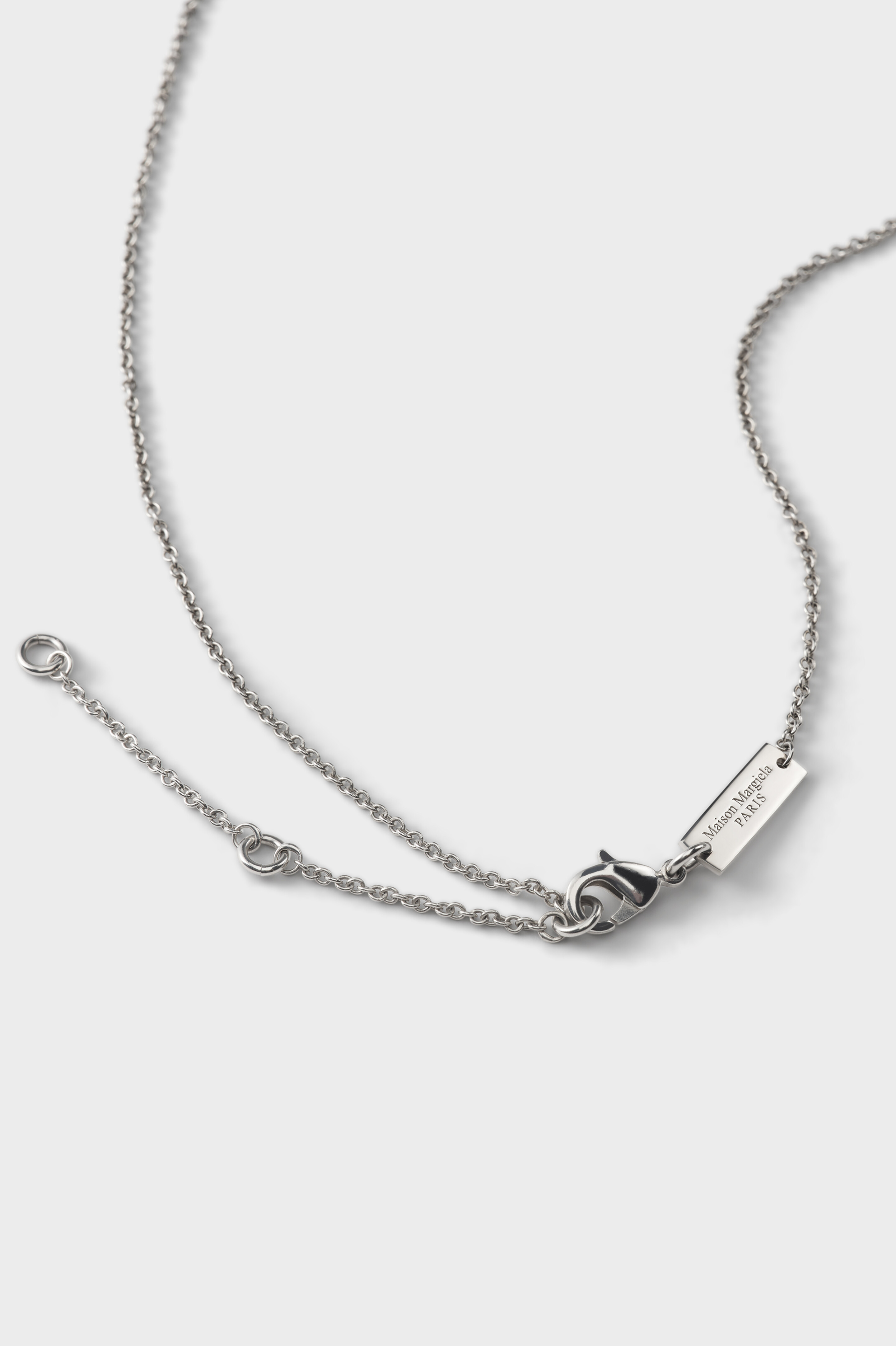CLUSTER SHOW DROP PENDANT NECKLACE