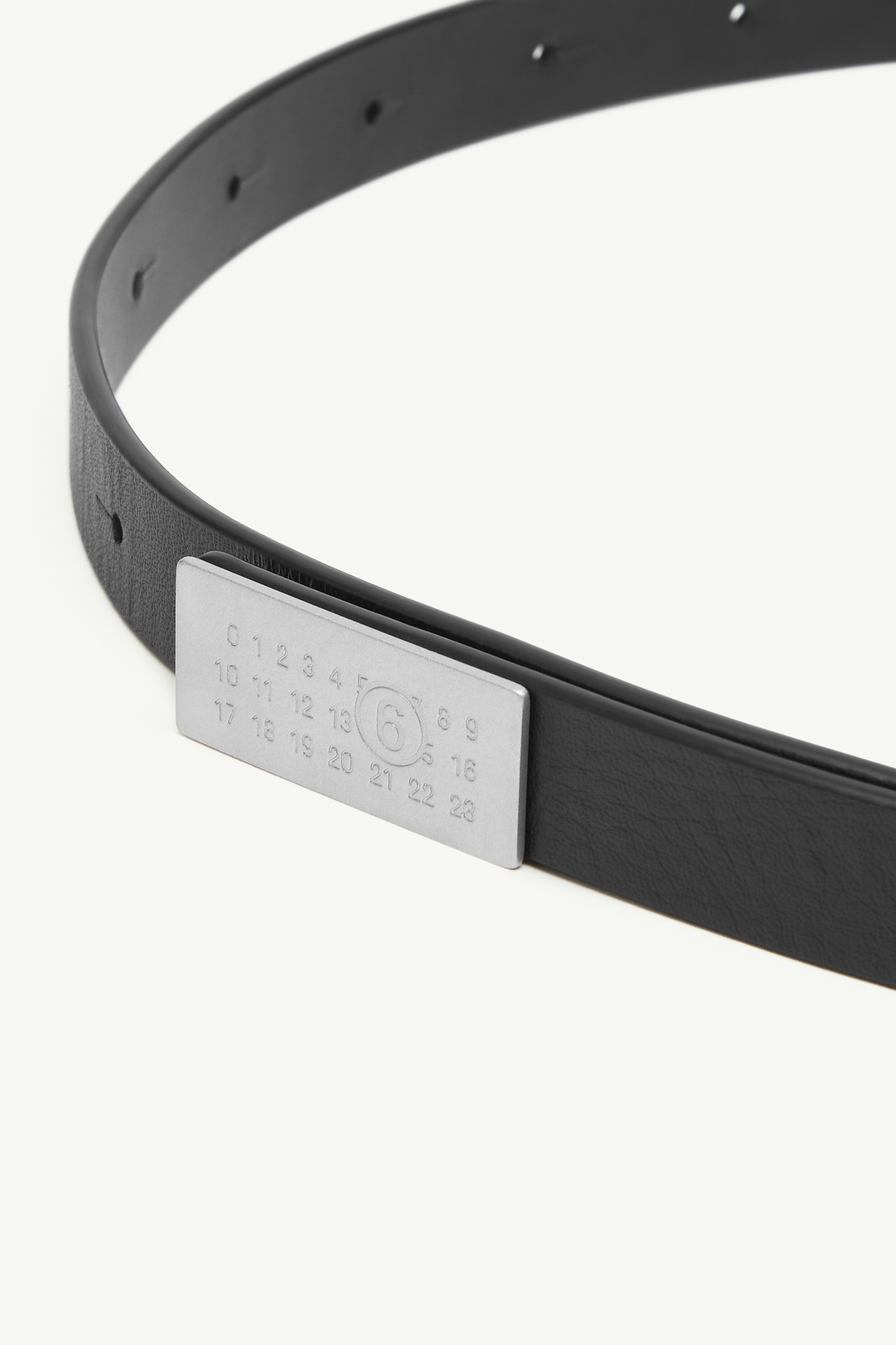 MM6 Maison Margiela ロコフレトヘルト SA5TP0011P7258 T8013 Black Calf Leather Belt | Maison Margiela