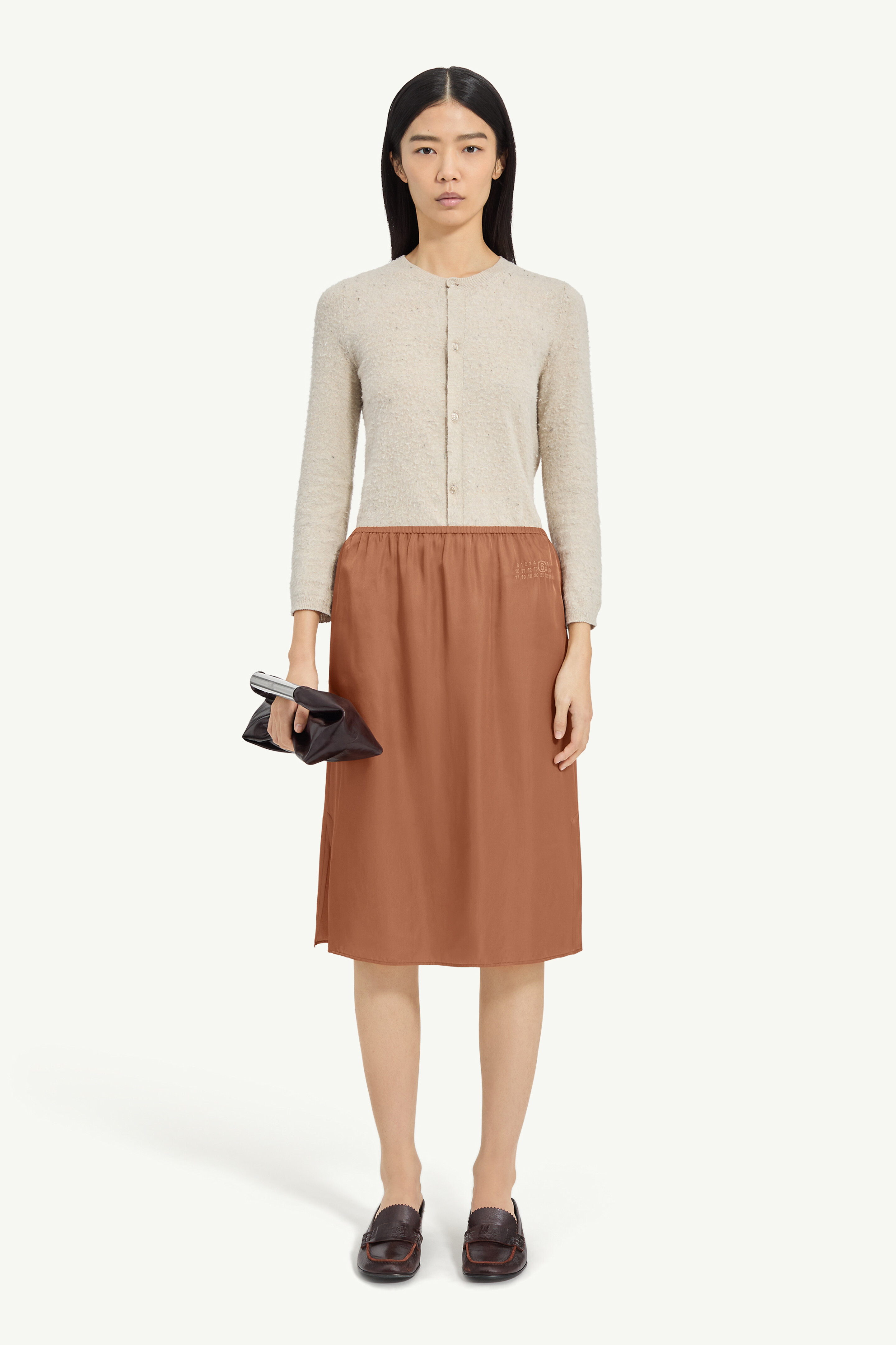 Jupe midi en satin