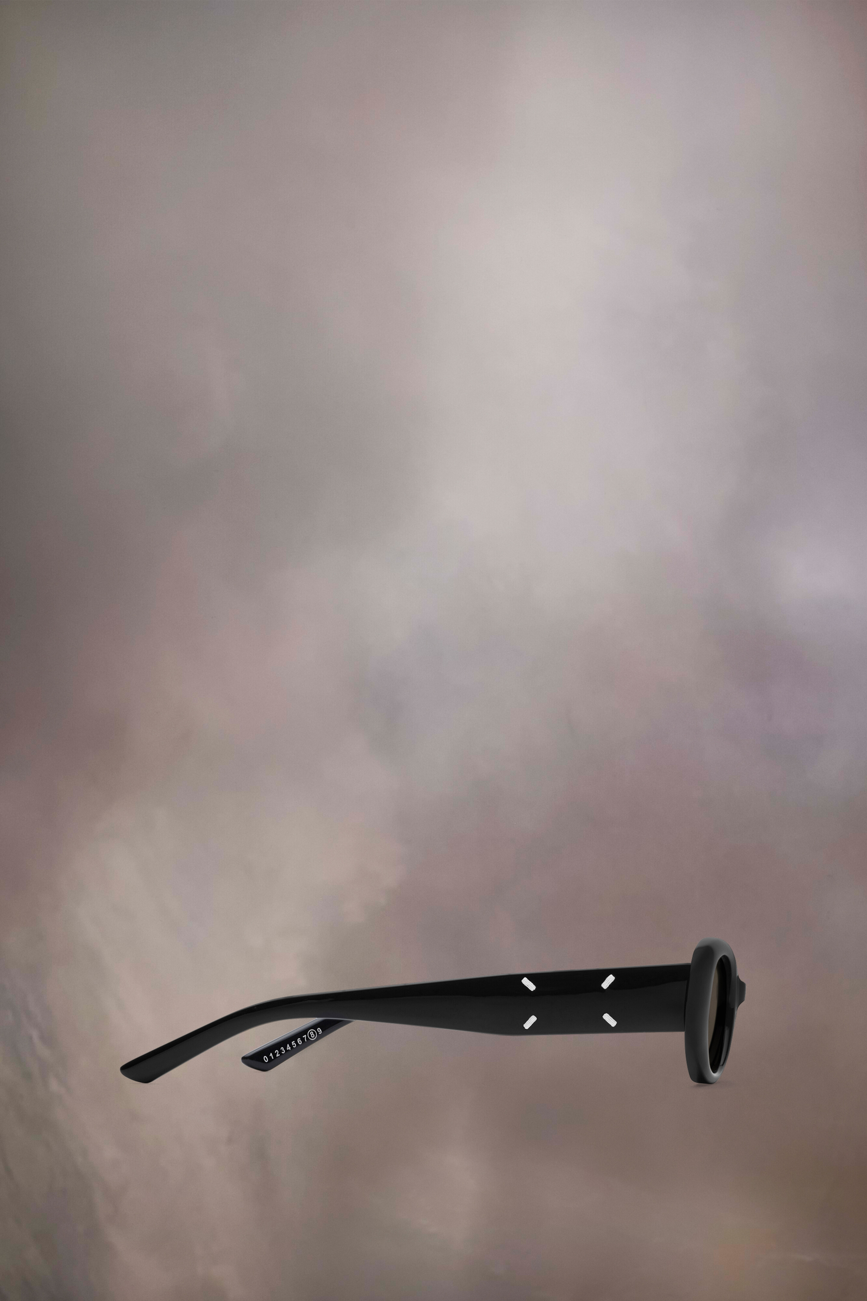 Oval Black Sunglasses x Gentle Monster​ | Maison Margiela