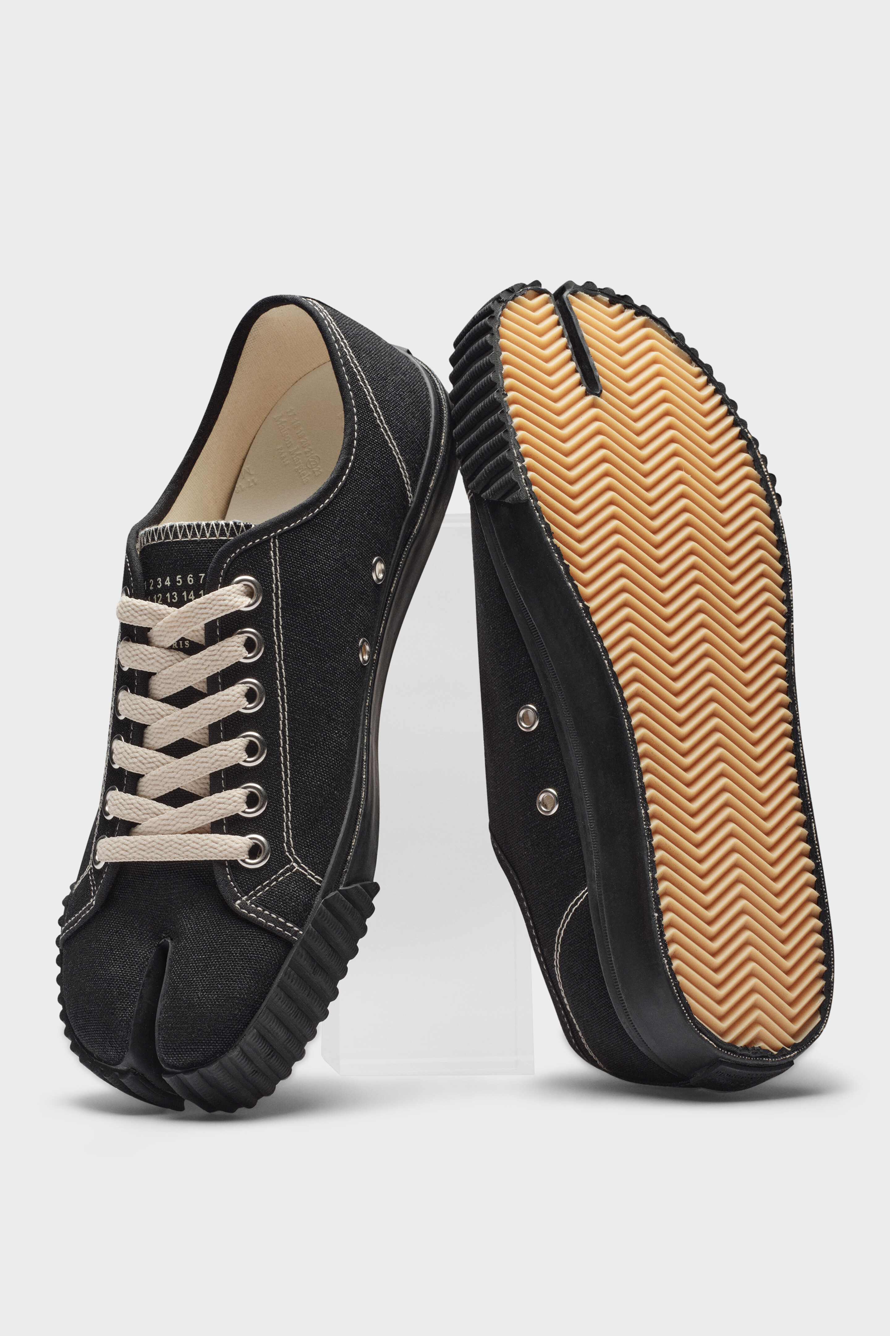 Men's Black Cotton Tabi Sneakers | Maison Margiela