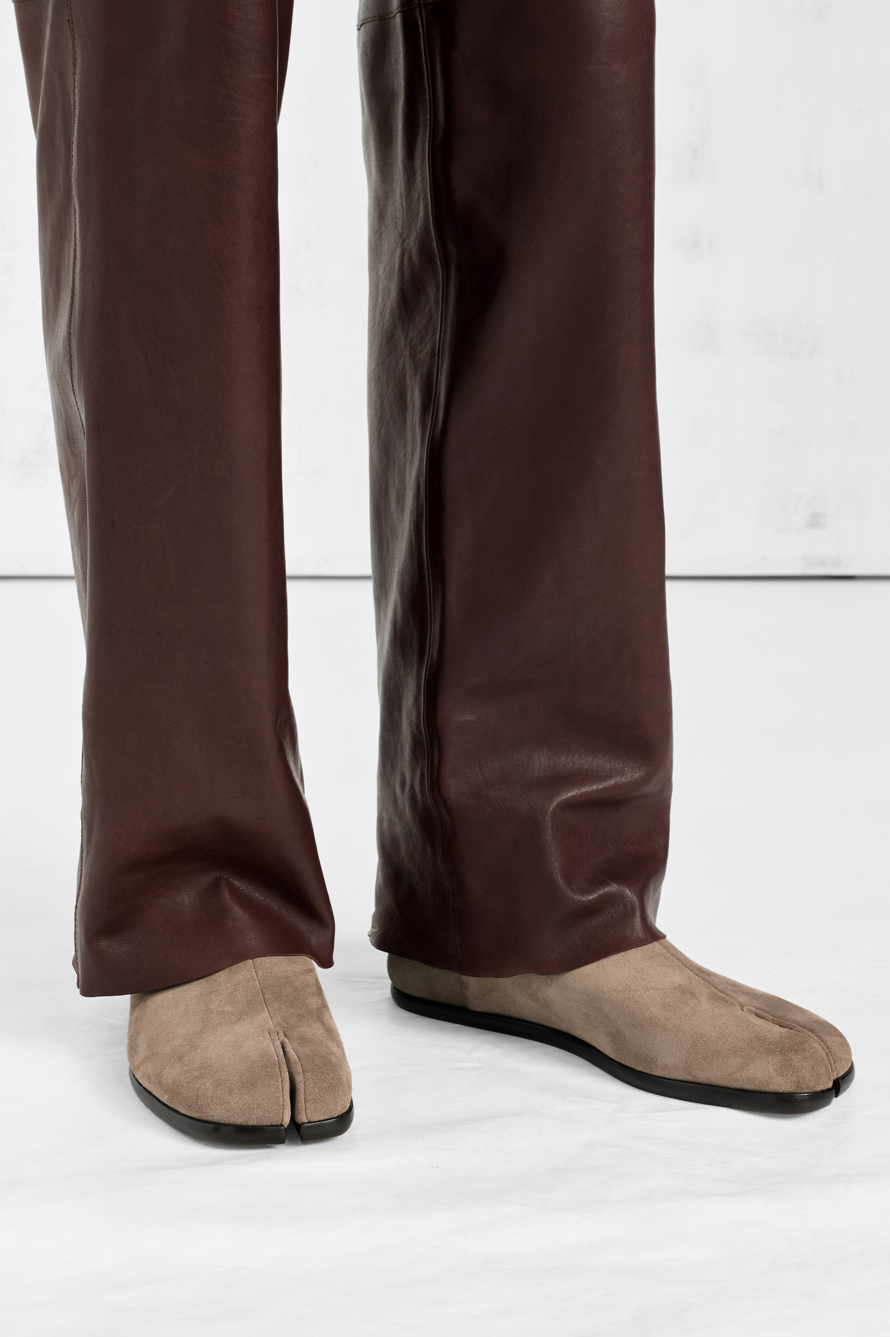 Taupe Tabi Babouche Suede | Maison Margiela Official