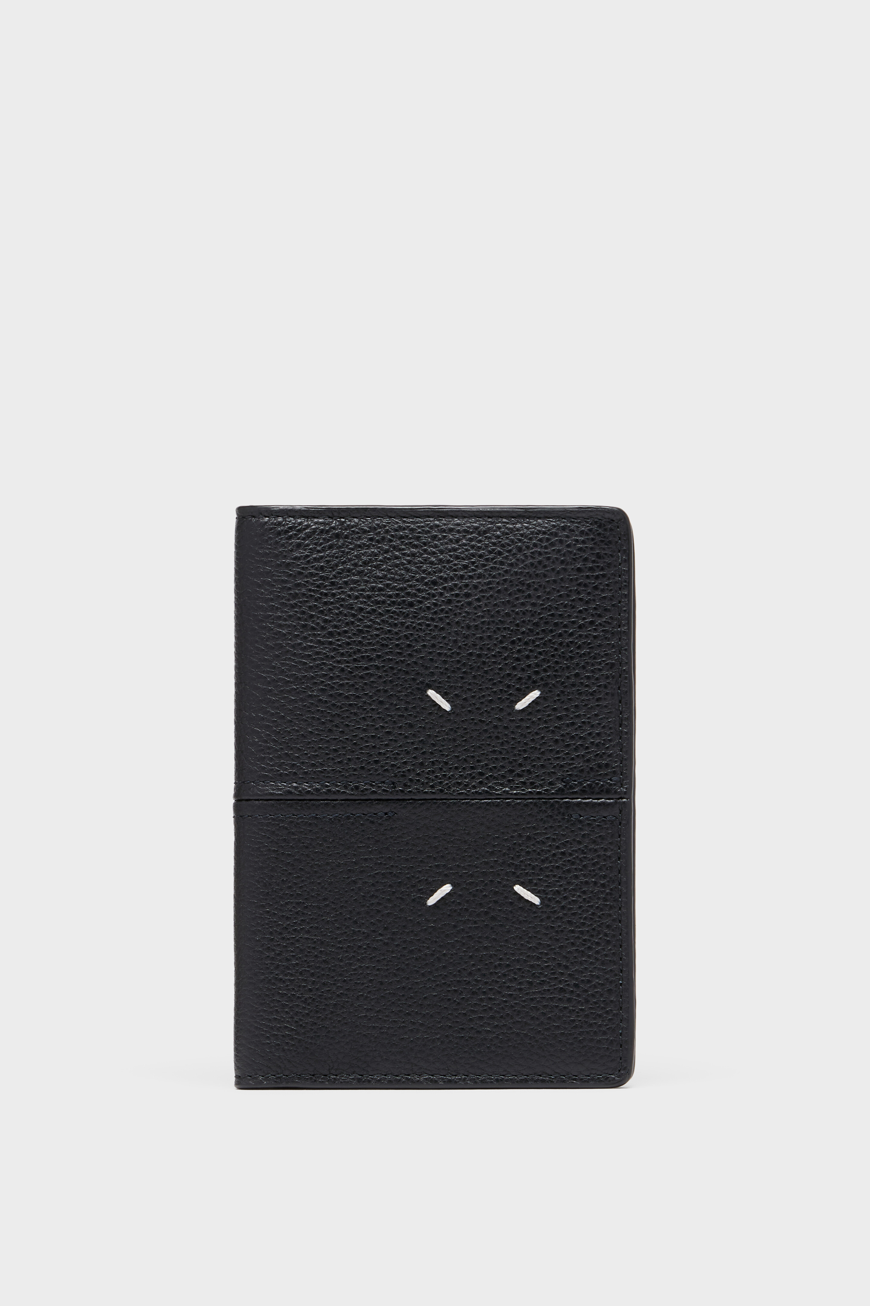 PASSEPORT HOLDER