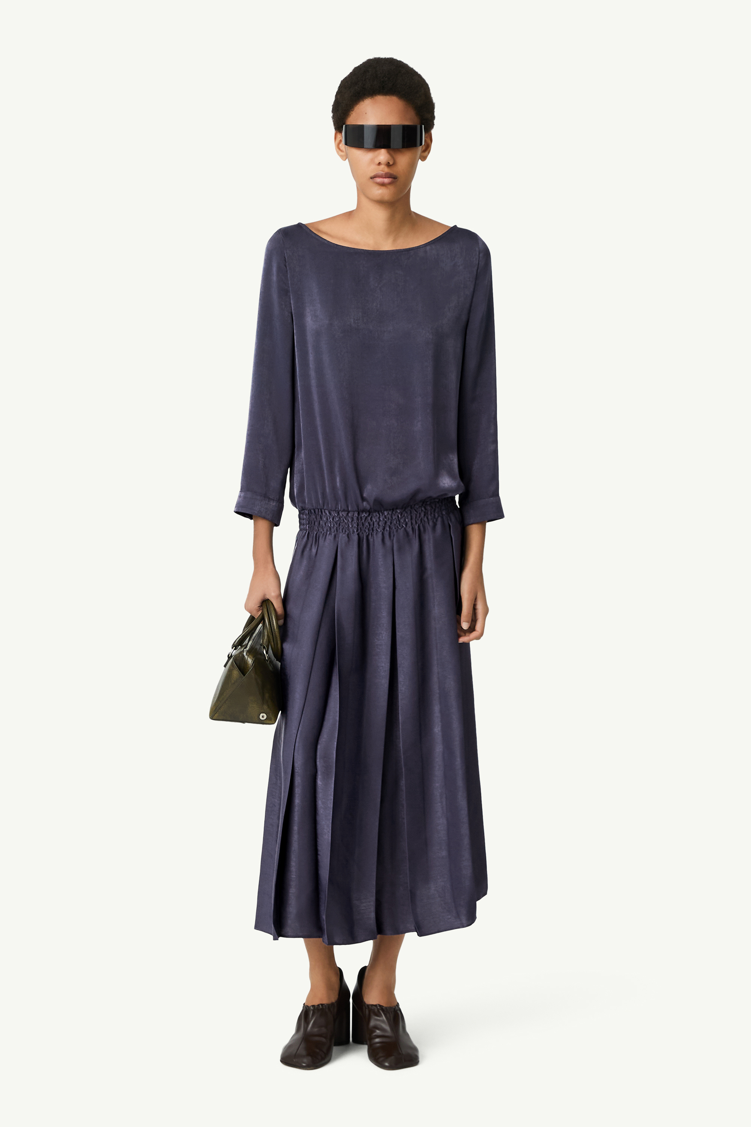 Lining-look dress