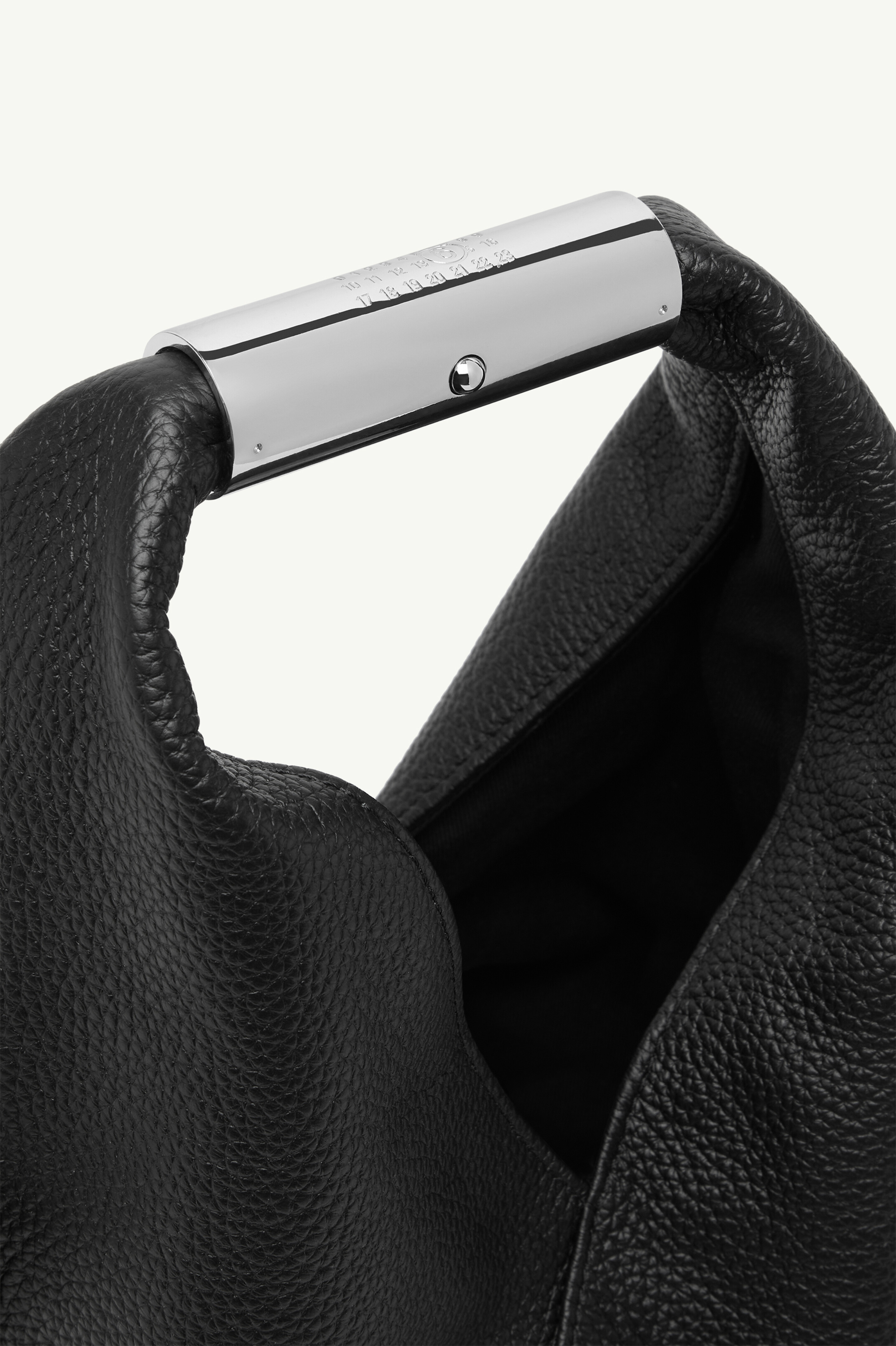 MM6 / ジレ Buy Salomon MM6 Maison Margiela x XT-4 Mule 'Black' - L47535900