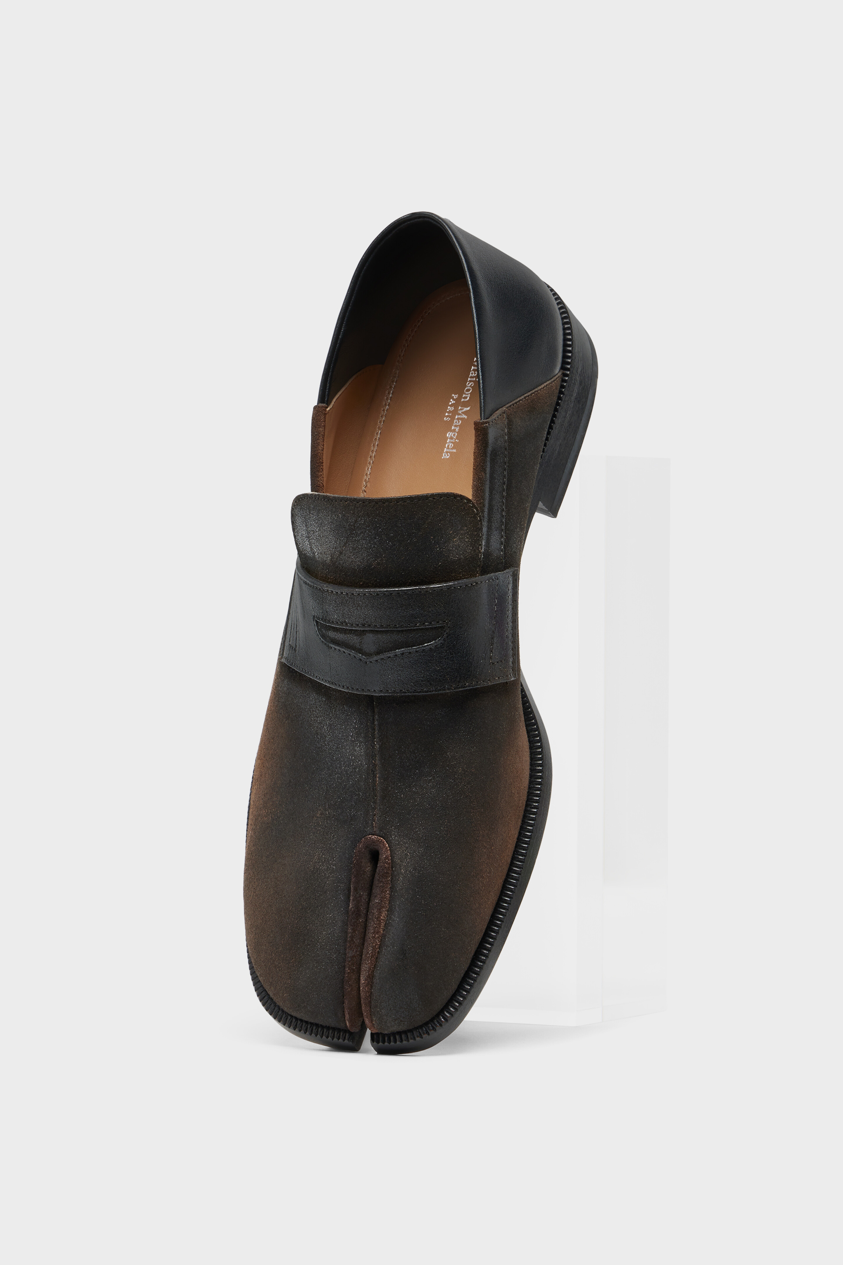 TABI CITY LOAFERS BABOUCHE