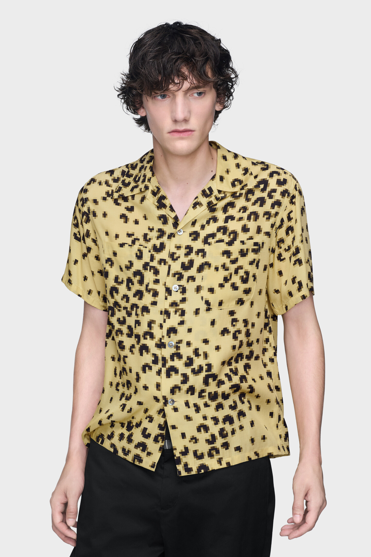 Pixel leopard shirt