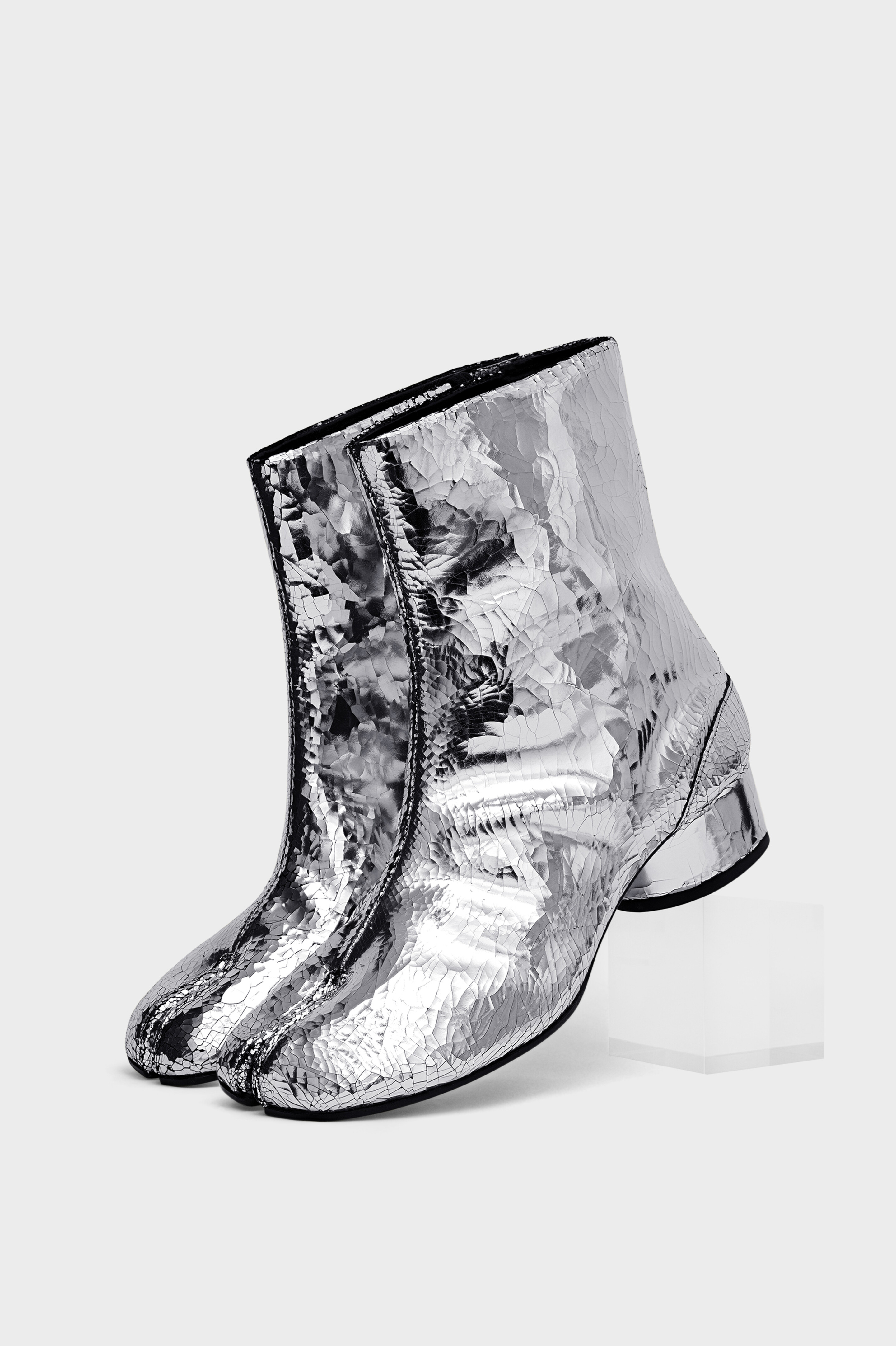Silver Leather Low-Heeled Tabi Boots | Maison Margiela