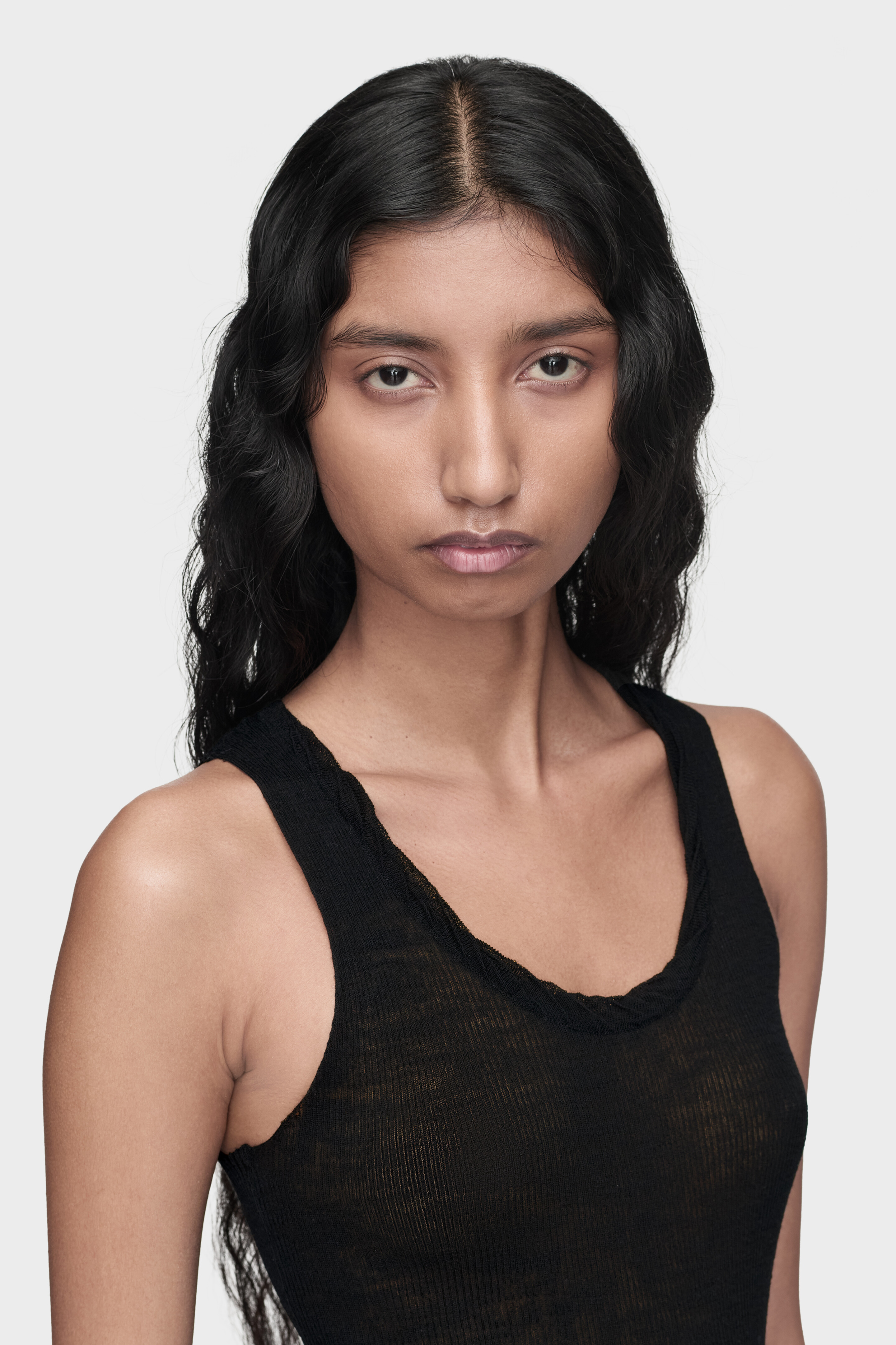 TWIST FINISHING KNIT TOP