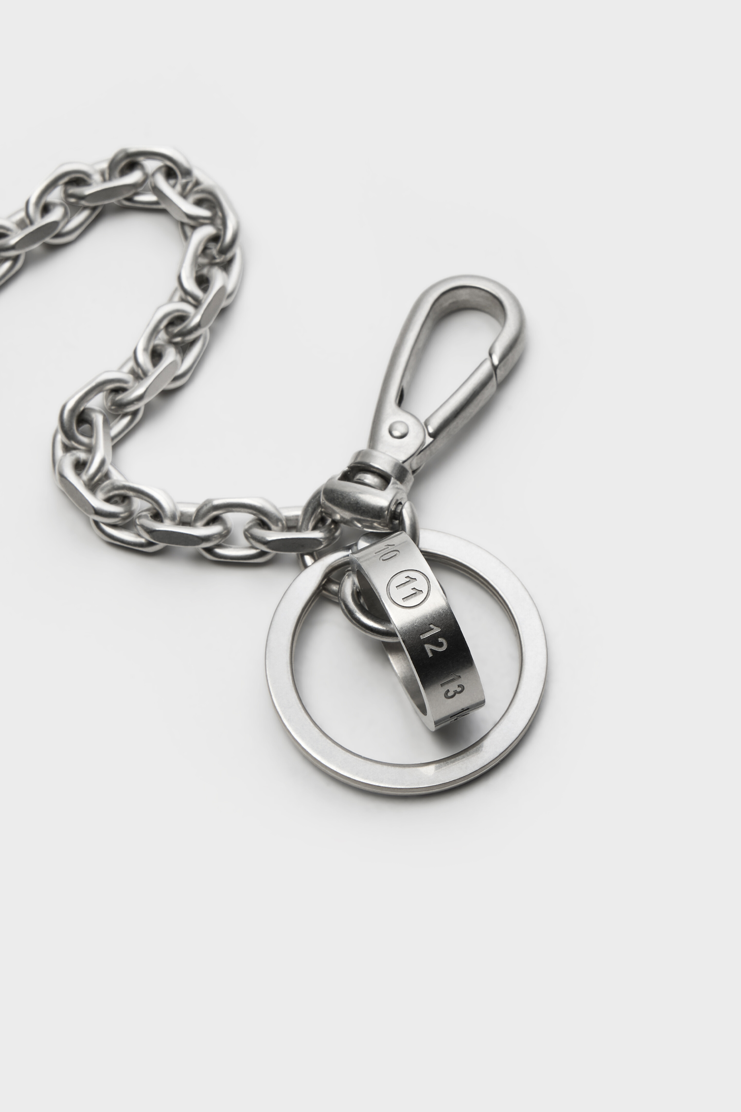 Maison Margiela シルバーキーホルダー Brushed Silver Numeric Bag Chain | Maison Margiela Official