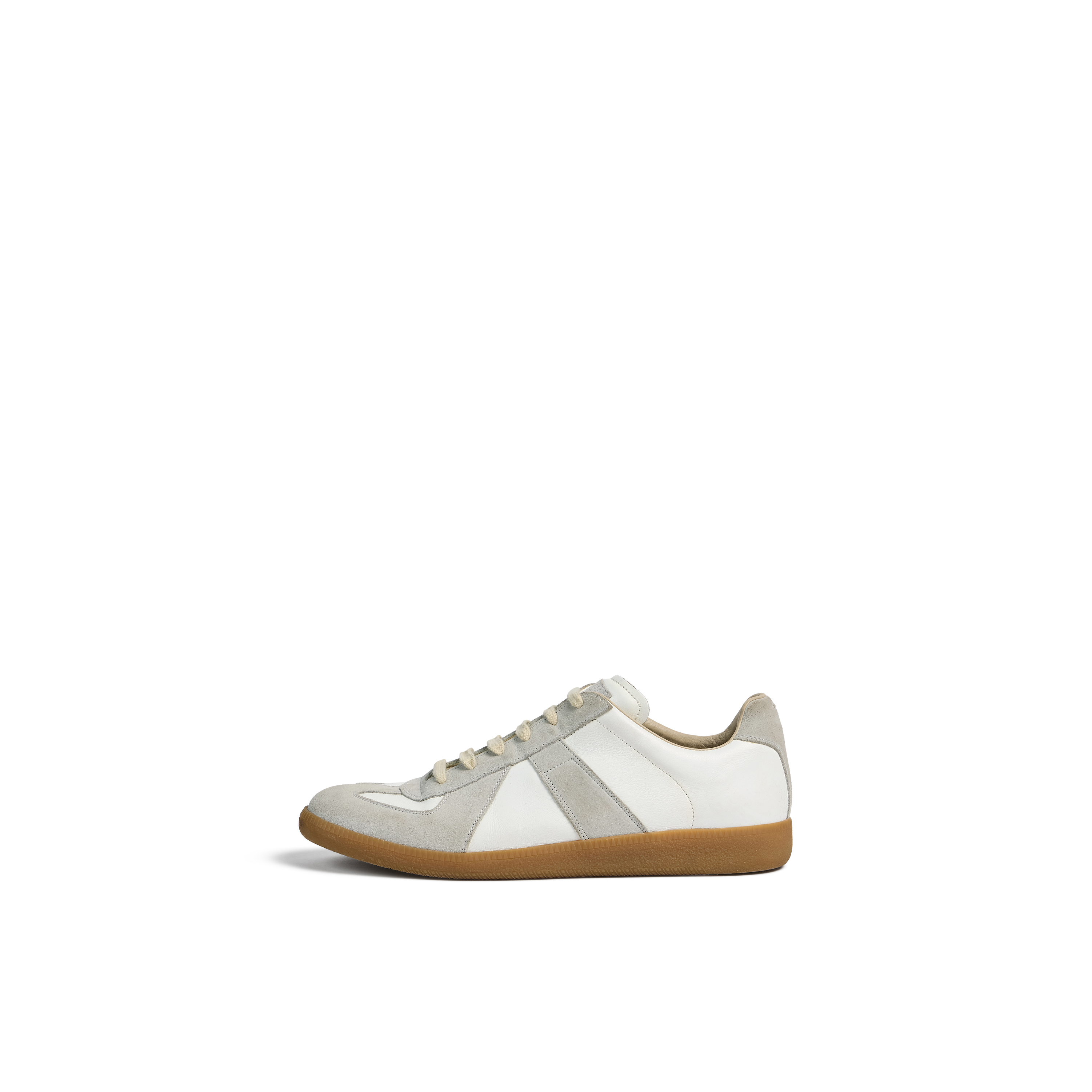 S57WS0236_P1895_101_shoppingfe