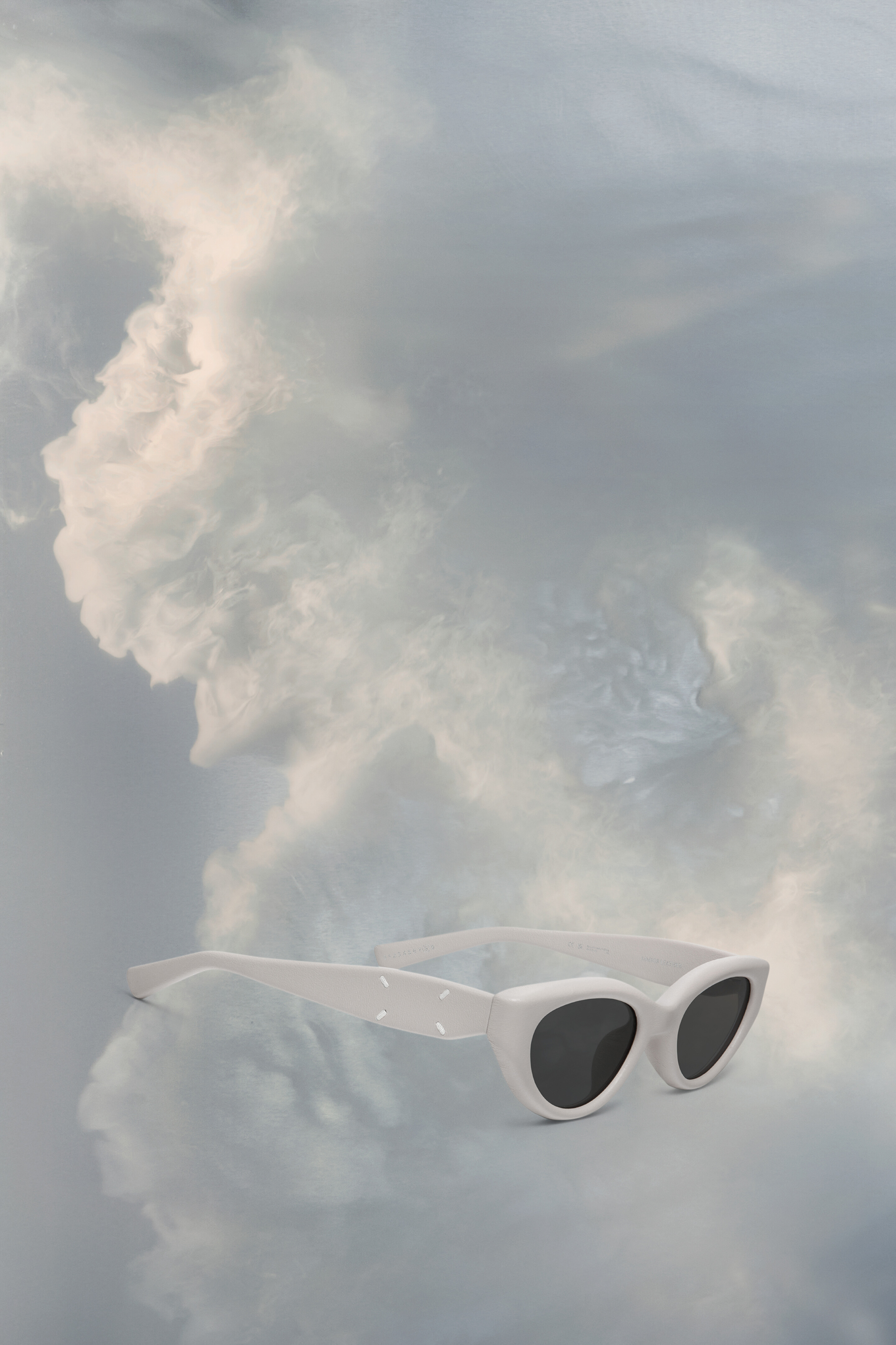 Sunglasses MM X Gentle Monster MM108 LEATHER | Maison Margiela