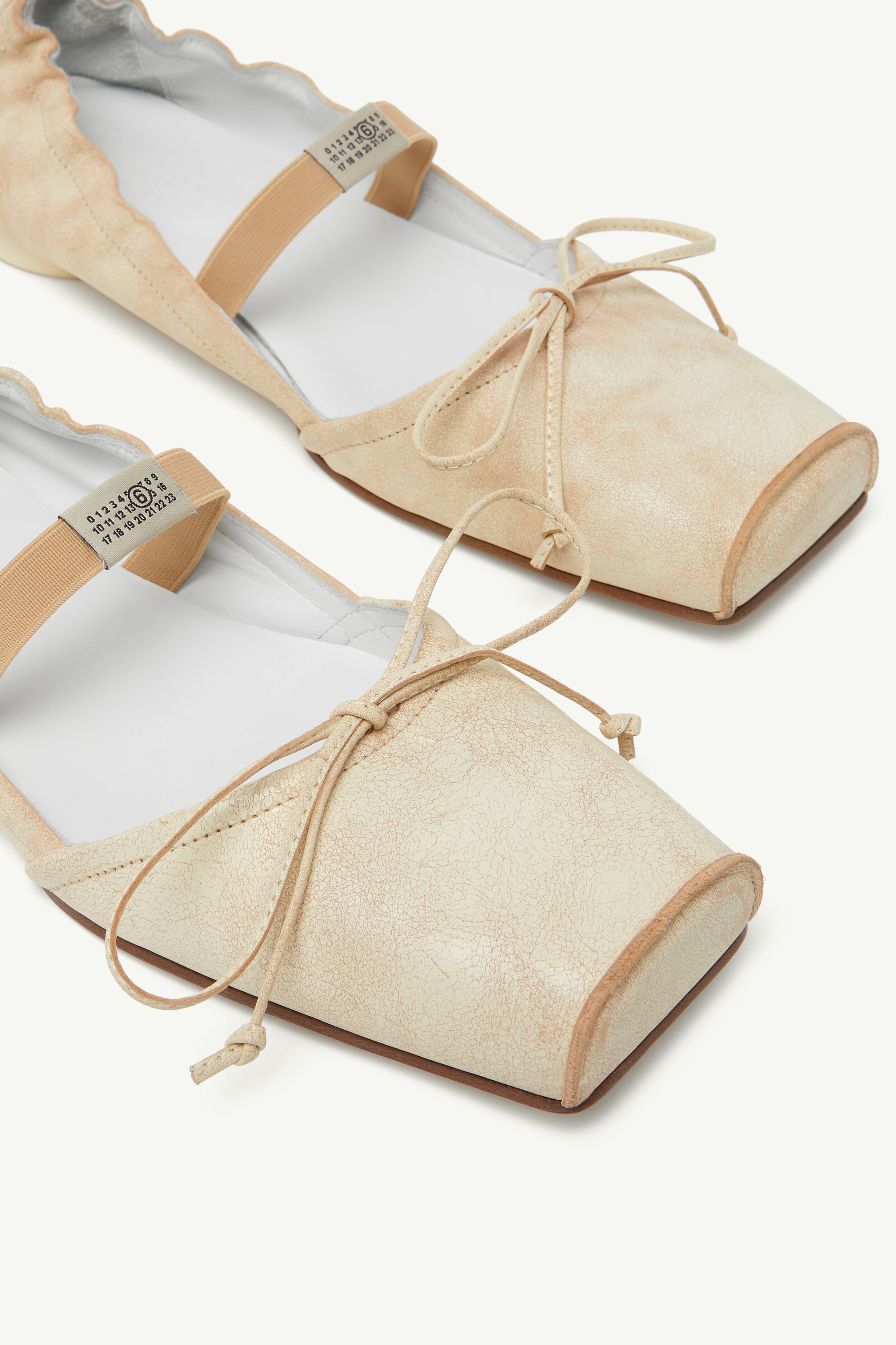 メゾンマルジェラ スクエアトゥ バレリーナ 36 Maison Margiela(メゾン マルジェラ)｜TABI バレリーナ NEW/ブラック