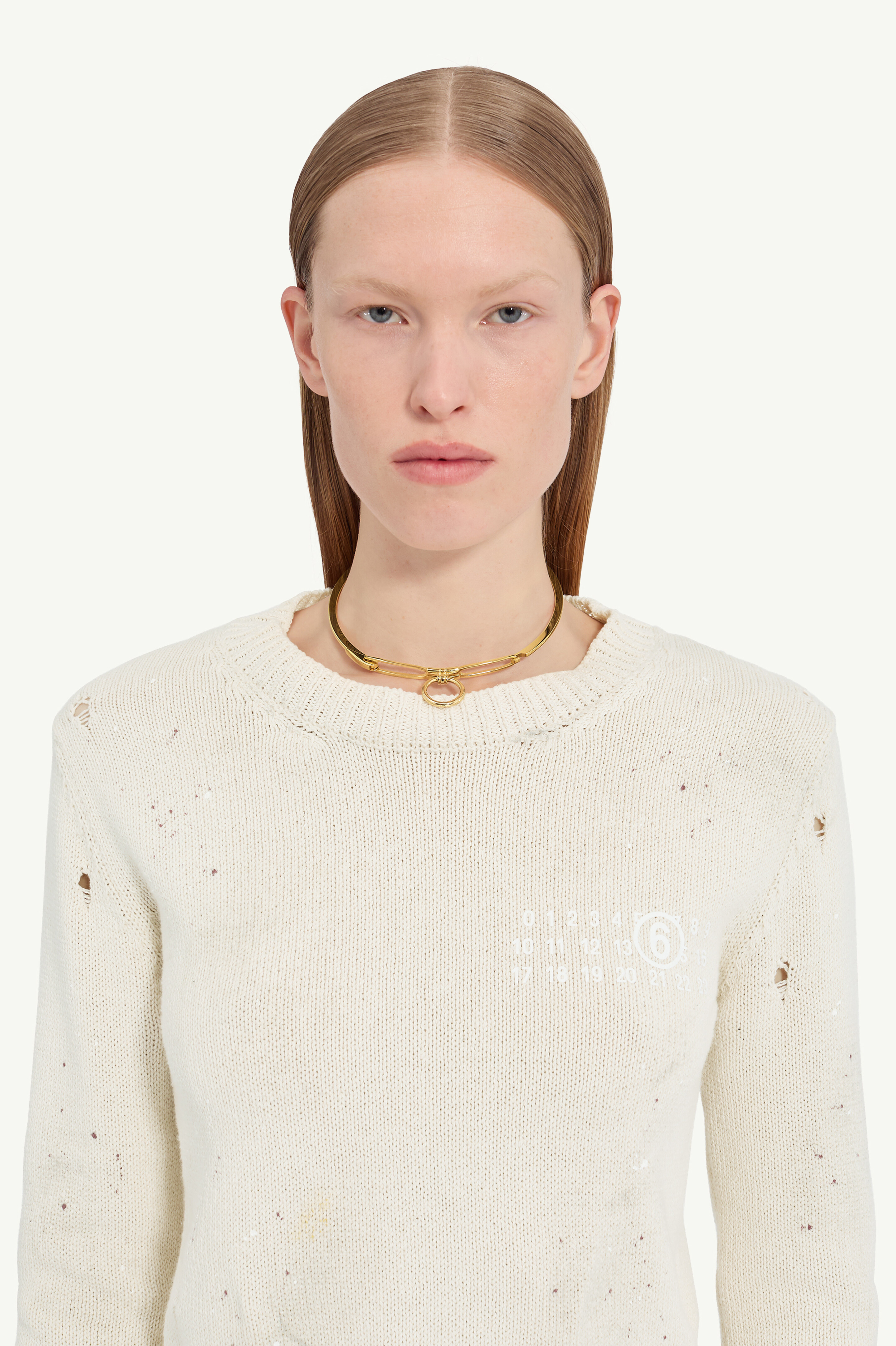 美品！MM6 Maison Margiela コールドショルダー リブニット Yellow Keychain Choker | MM6 Official