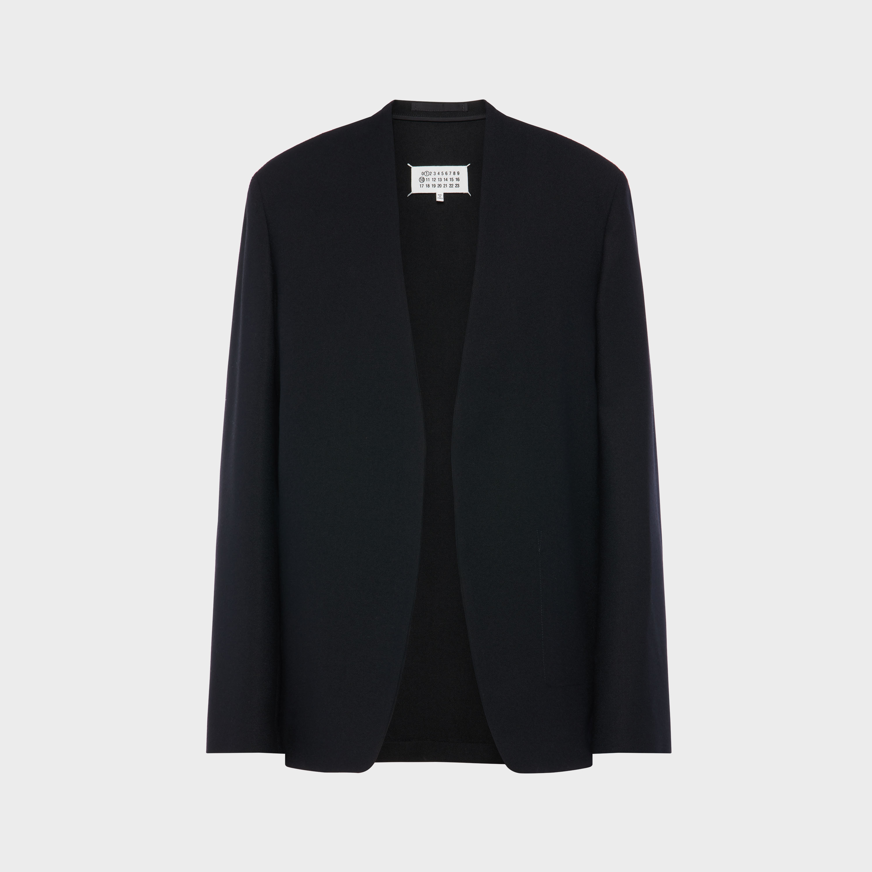 S51BN0441_S47782_900_shoppingf