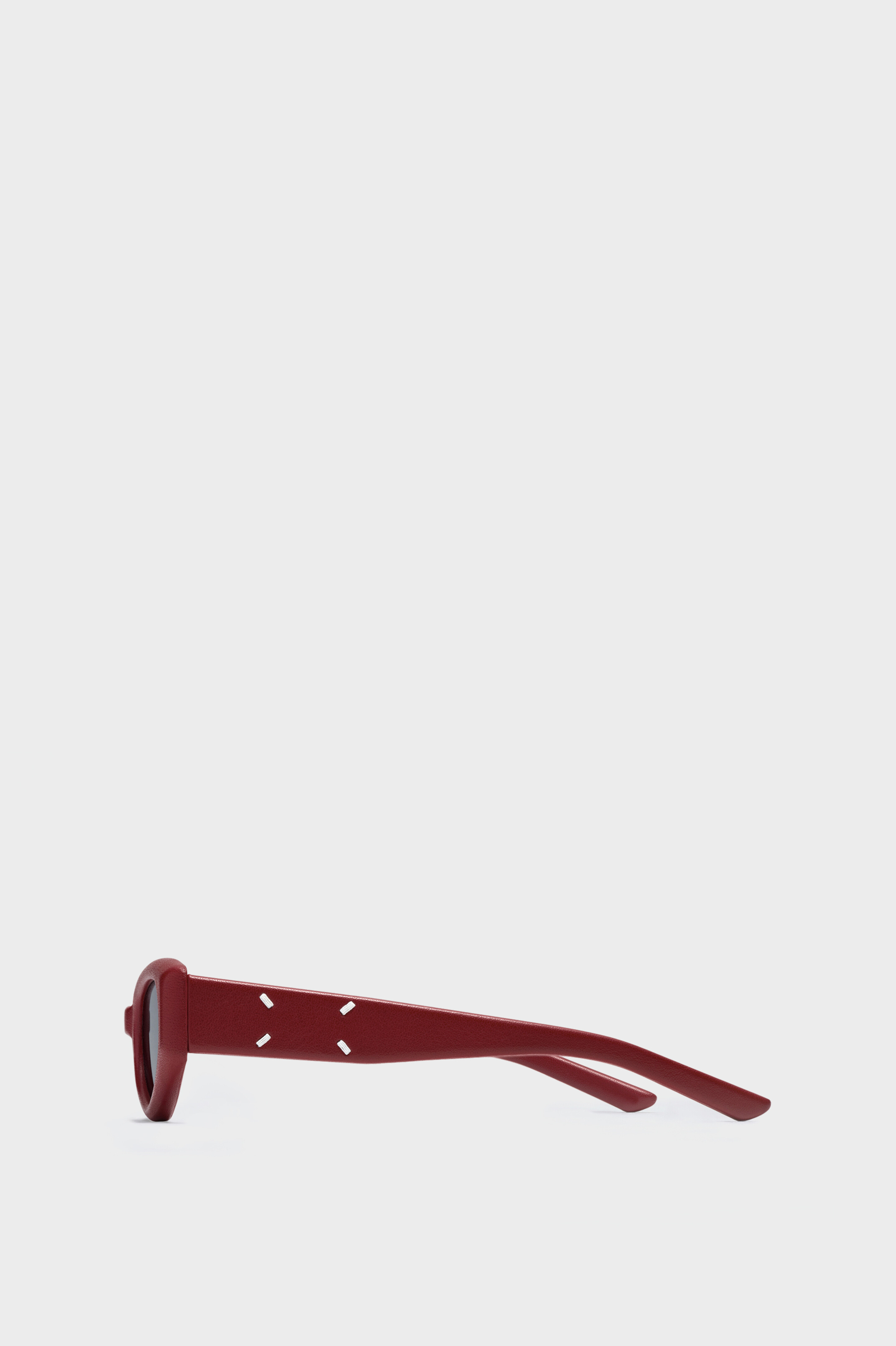 Minimalist Red Sunglasses x Gentle Monster​ | Maison Margiela
