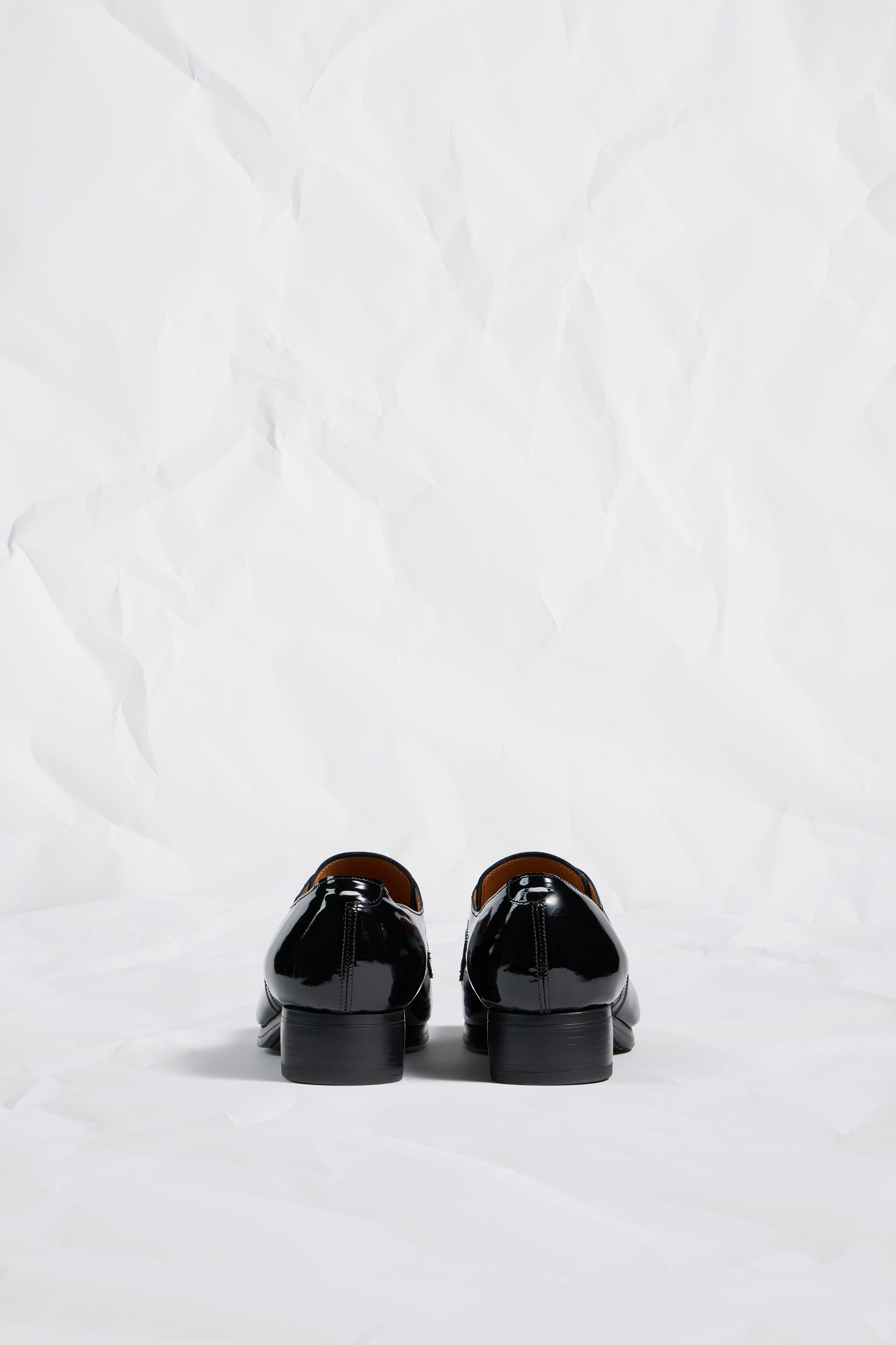 메종마르지엘라 패턴트 레이스업 플로트 슈즈 8056263758365