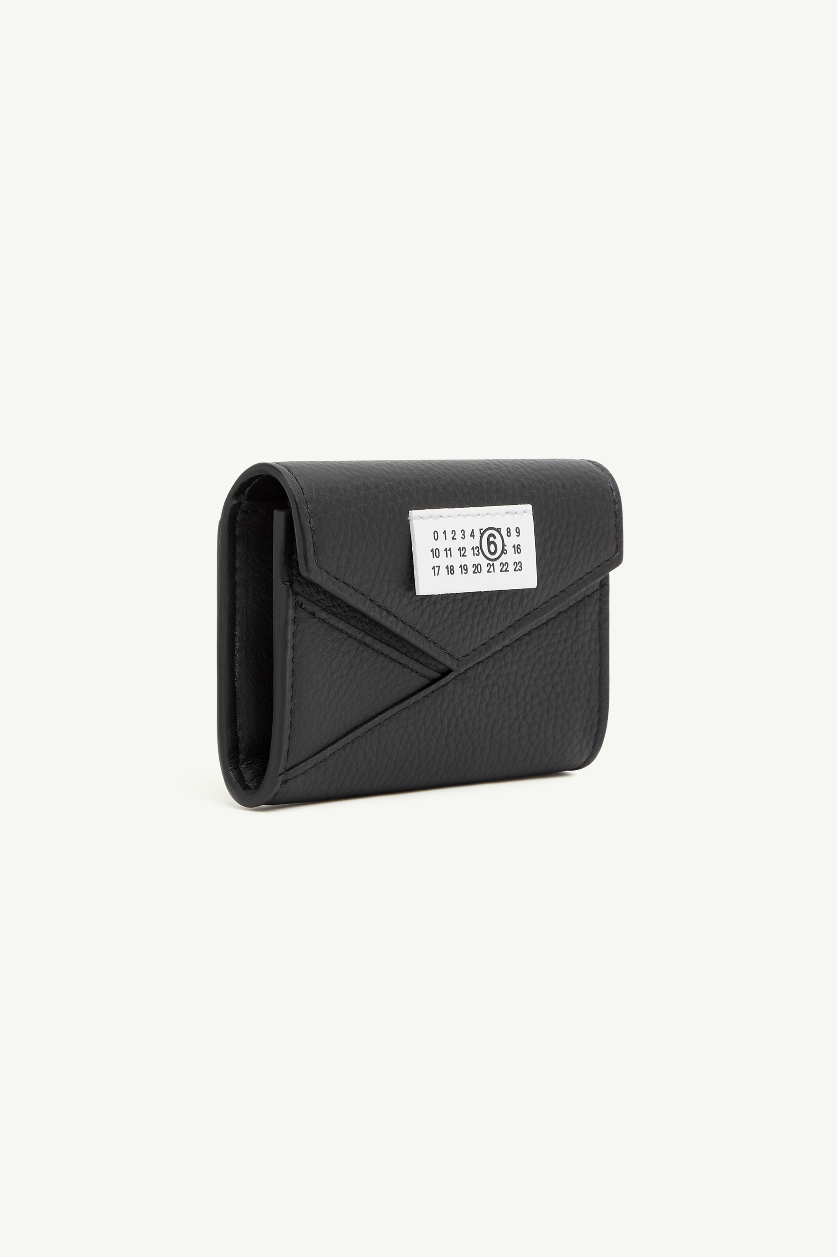 マルジェラ【MM6/エムエム６】 JAPANESE 6 FLAP WALLET Black Leather Japanese 6 Flap Wallet | MM6
