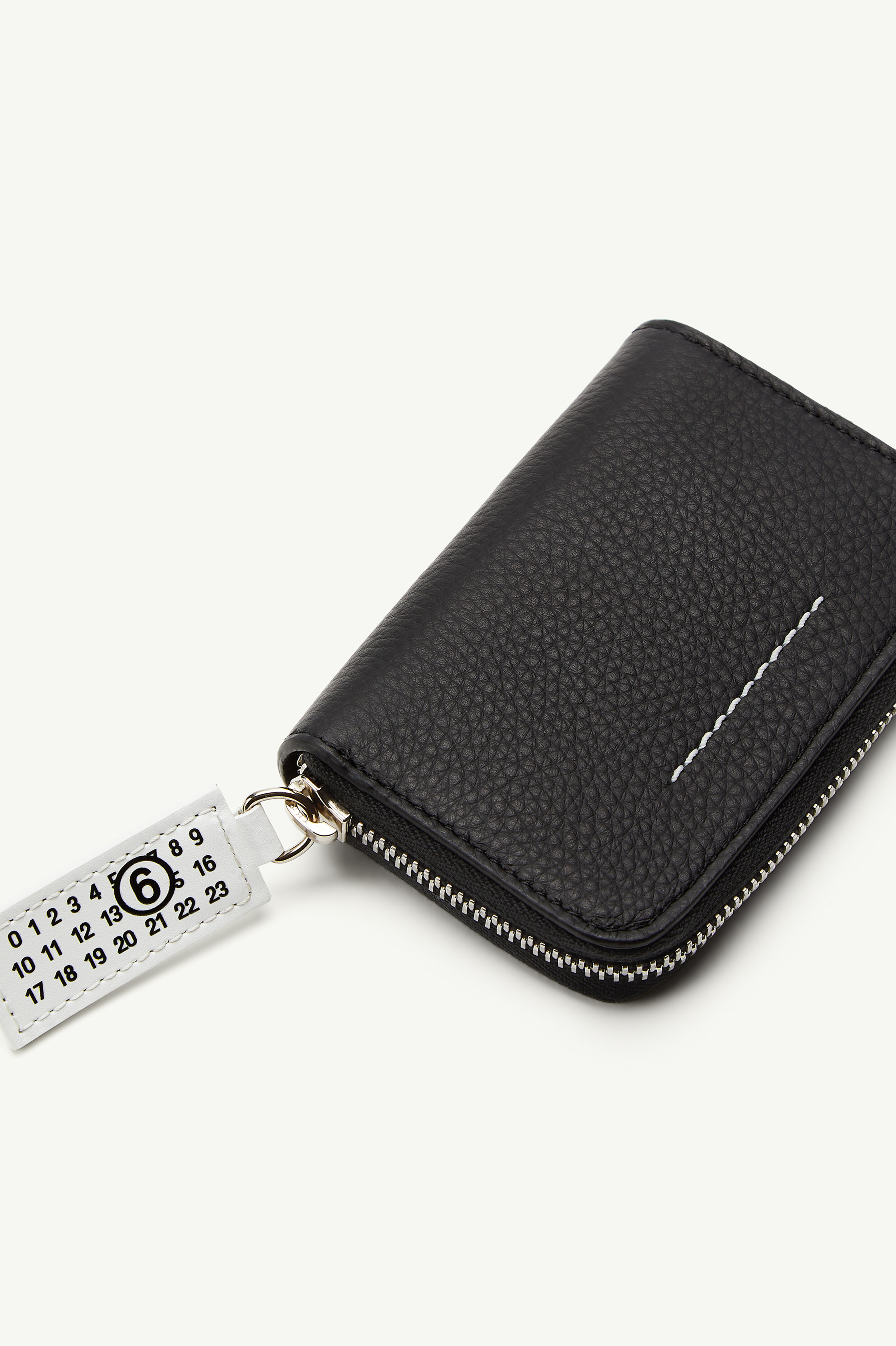Black Calf Leather Japanese Wallet | MM6 Black Calf Leather Japanese Wallet | MM6