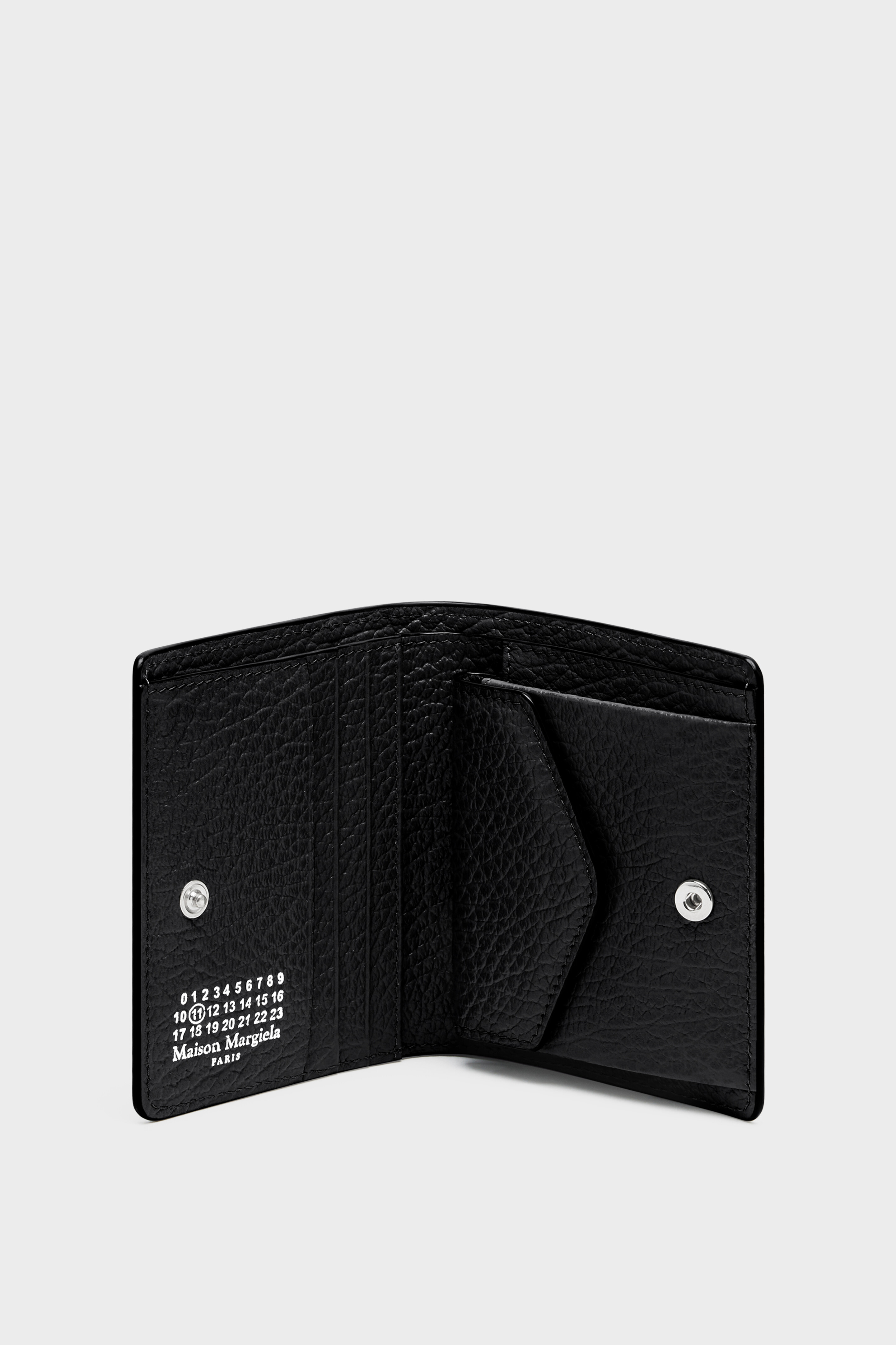 MaisonMargiela 4ステッチ 二つ折り ウォレット Black Leather Pocket Cardholder - Almond | Maison Margiela