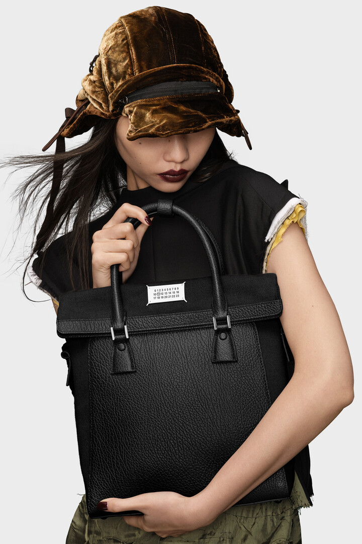 Black 5AC Daily Vertical small | Maison Margiela Official