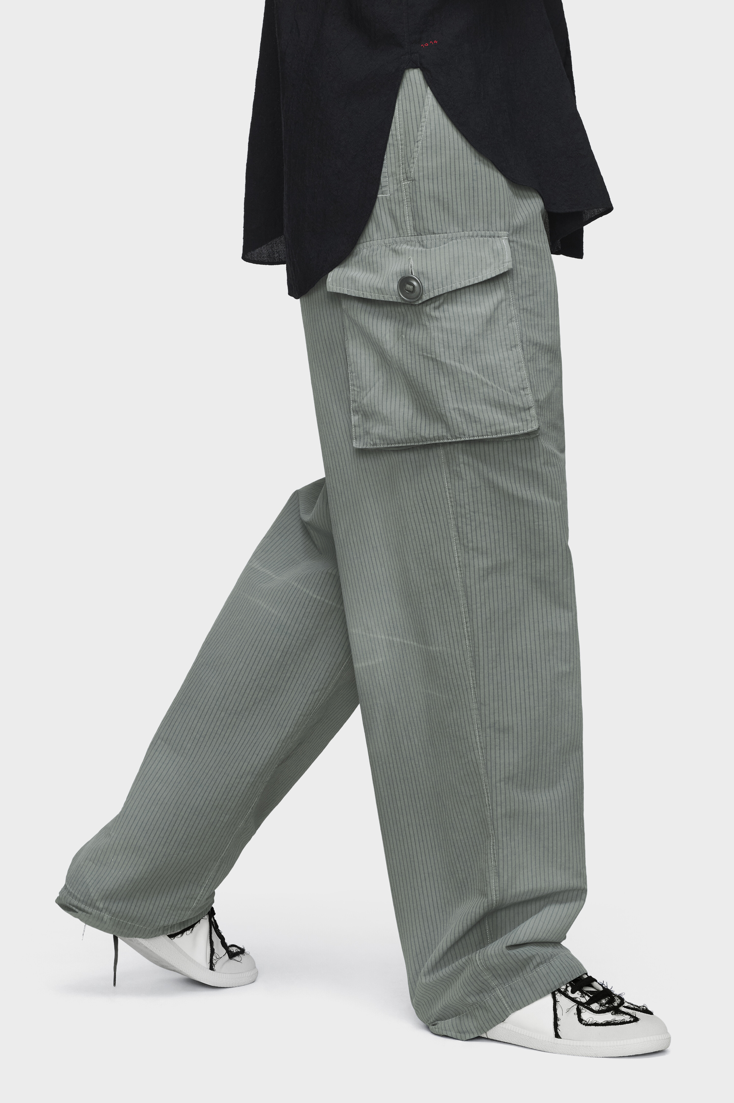 Cotton-blend cargo trousers