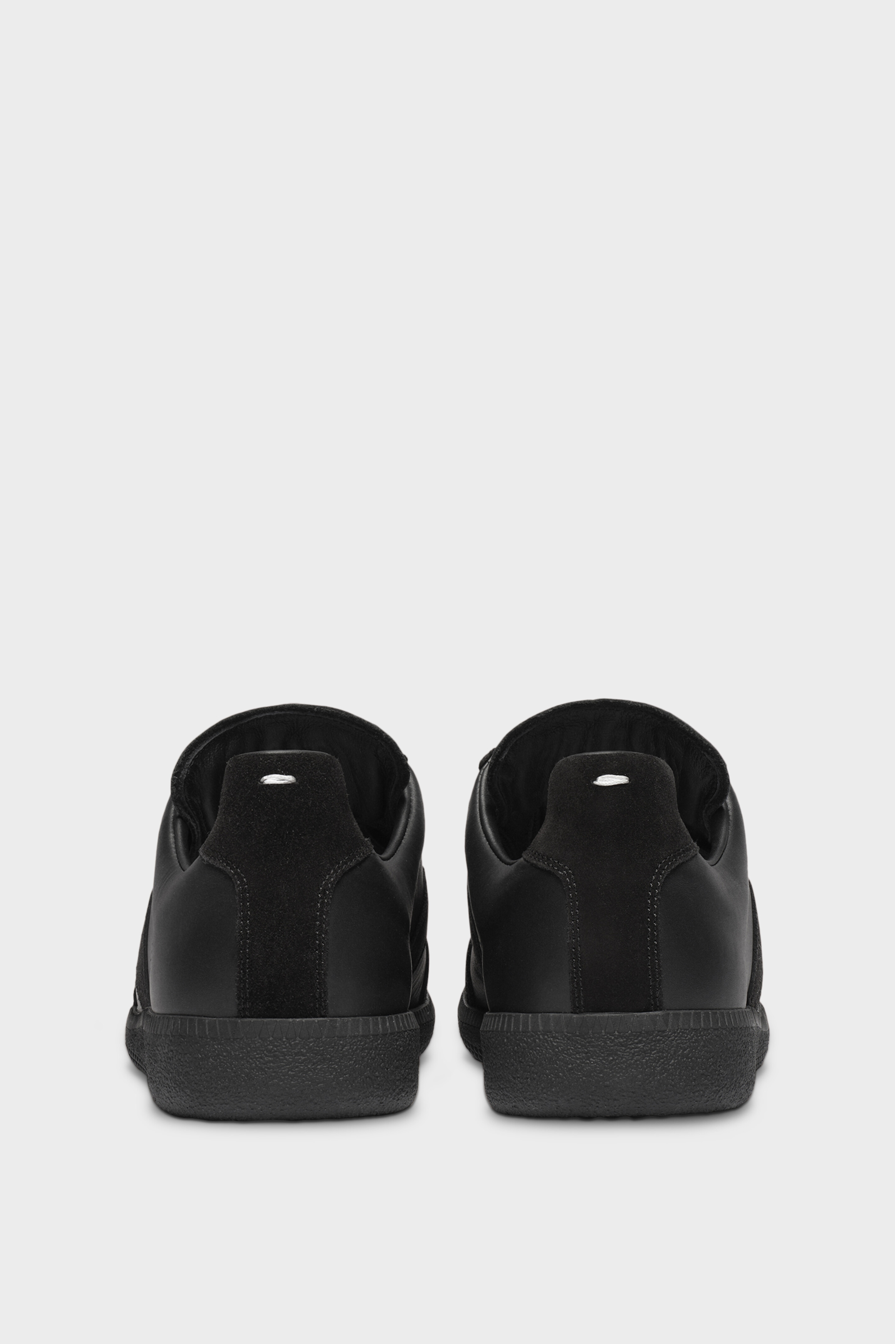 Replica sneaker