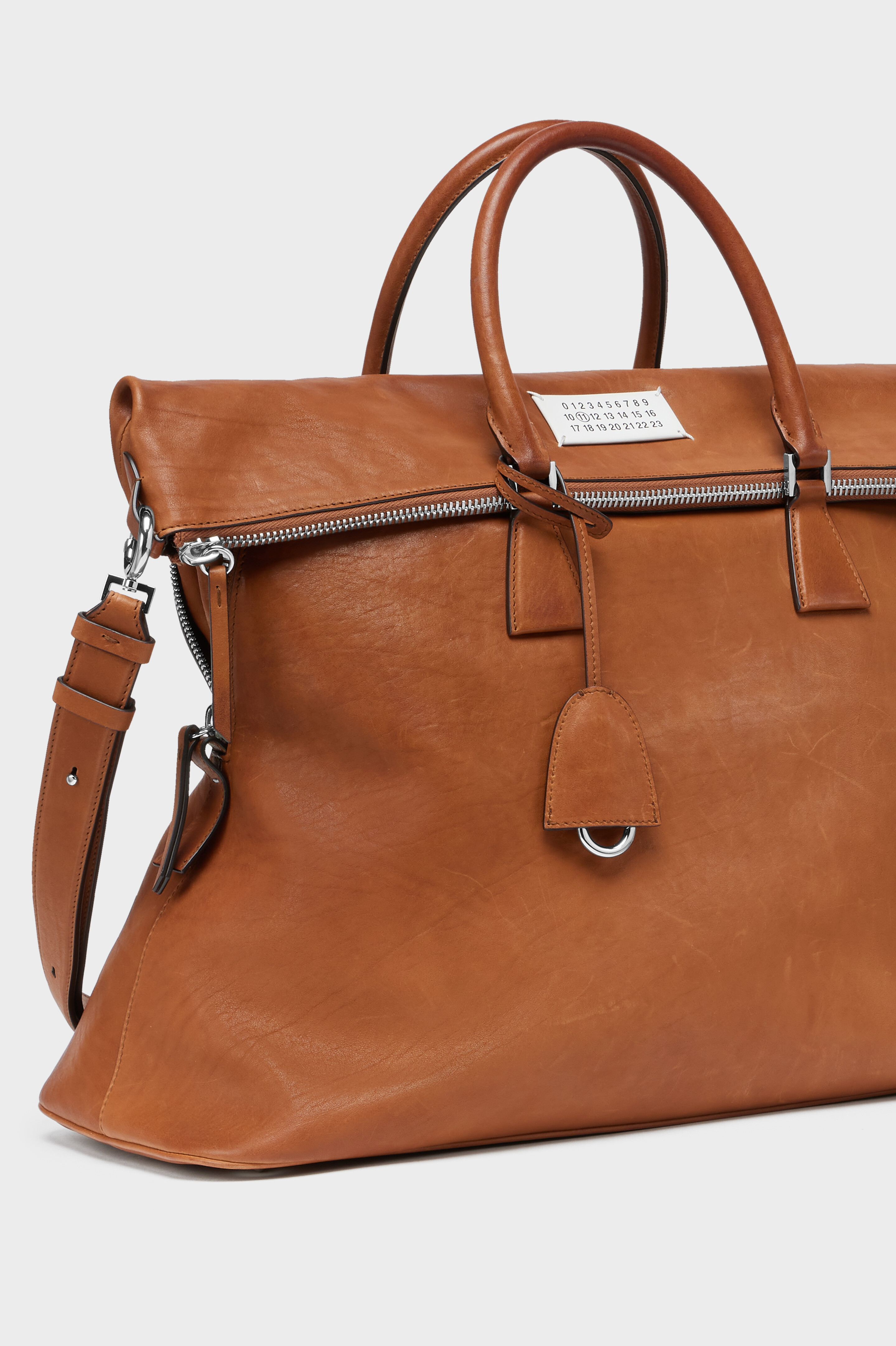 wine様限定　メゾンマルジェラ　5AC ＸＬ Brown Leather 5AC Crossbody Bag Loved To Death XL