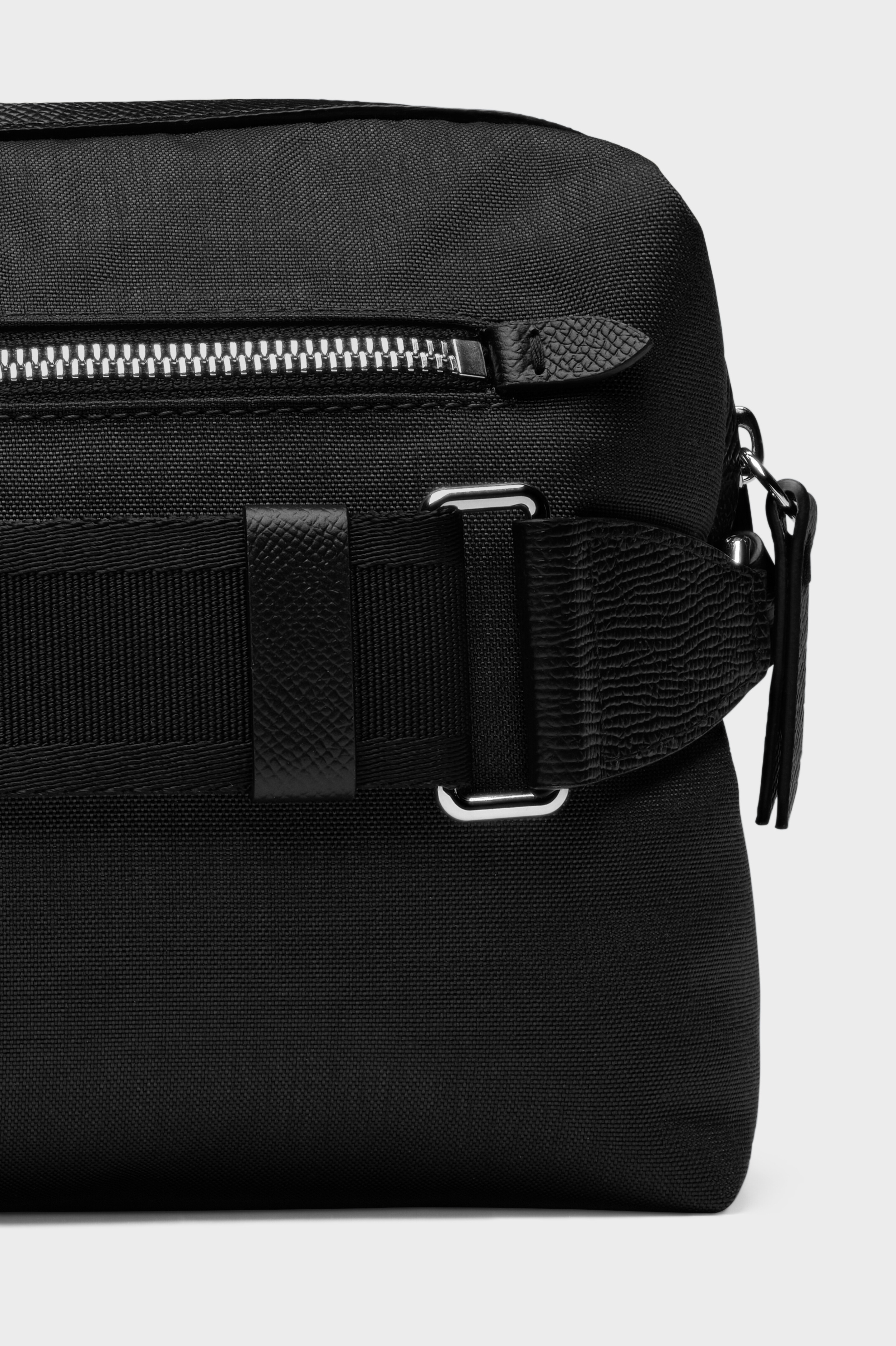 レディース グラムスラム スポーツカメラバッグ｜Maison Margiela